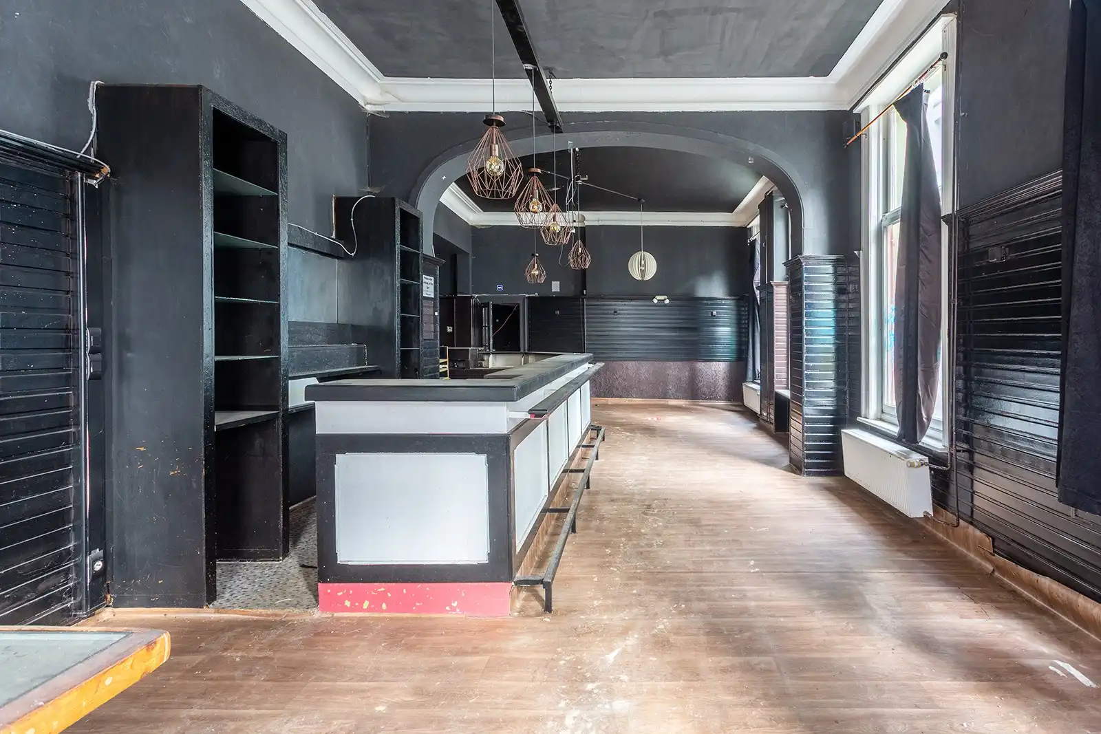 Handelshuis met tal van mogelijkheden! foto 2