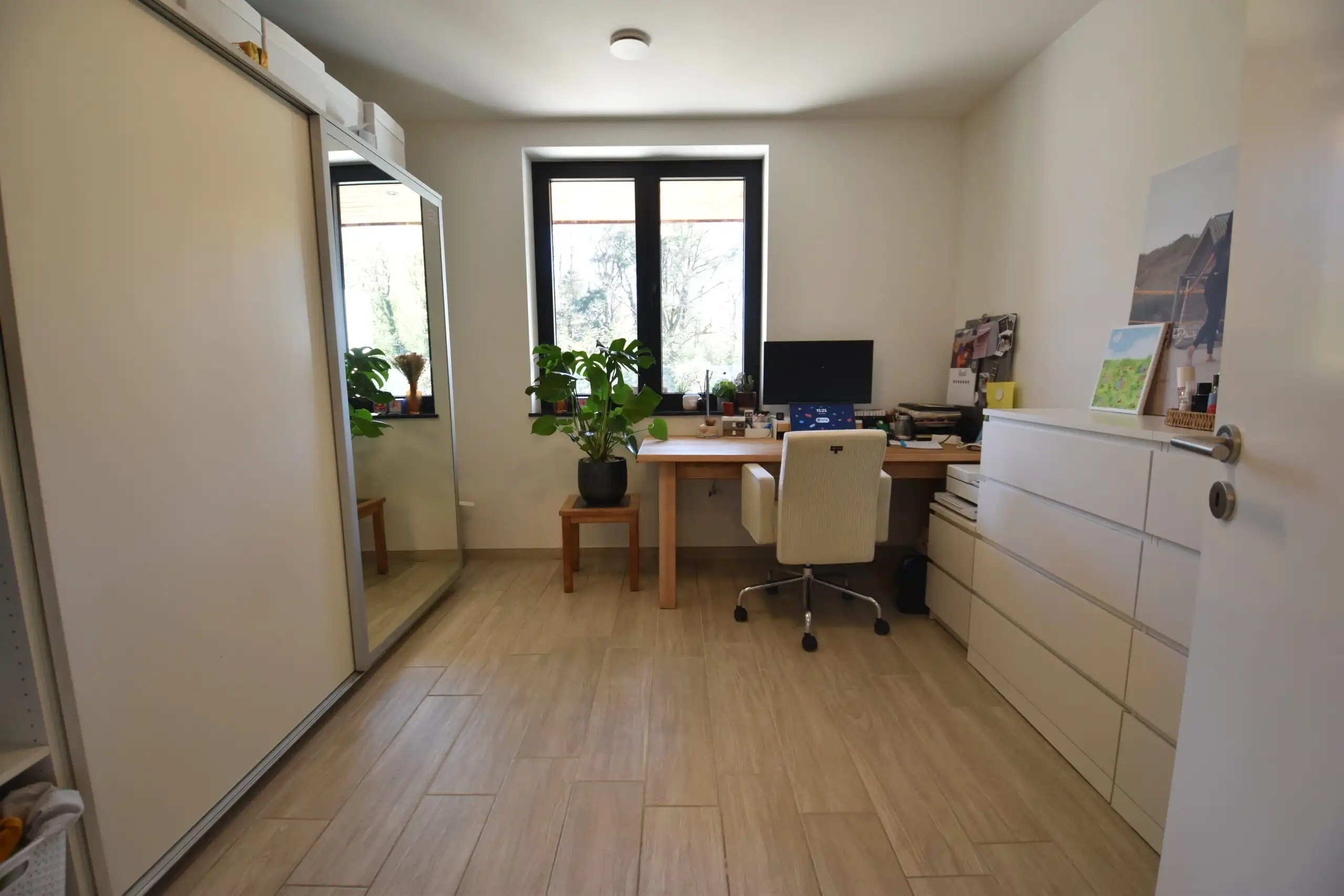 Modern en energiezuinig appartement met zonnig terras foto 9