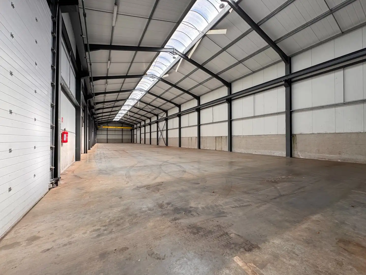 Magazijnruimte van 4.000 m² in Zwevezele foto 11
