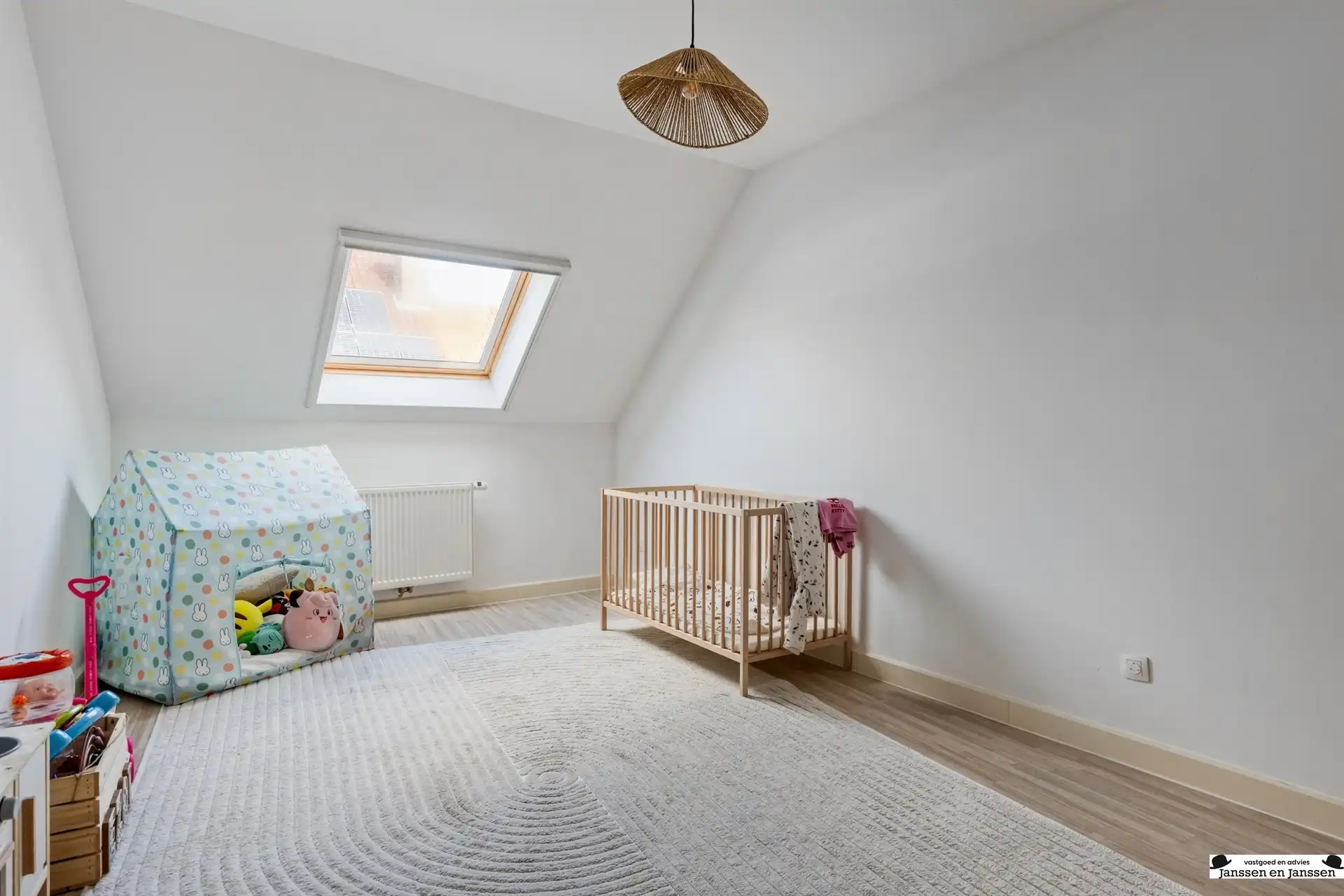 Moderne eengezinswoning foto 12