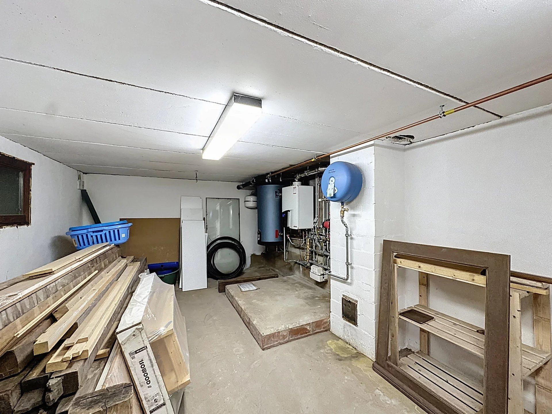 Zeer verzorgde landelijke woning op prachtig perceel met 3 slaapkamers en 2 badkamers. foto 35