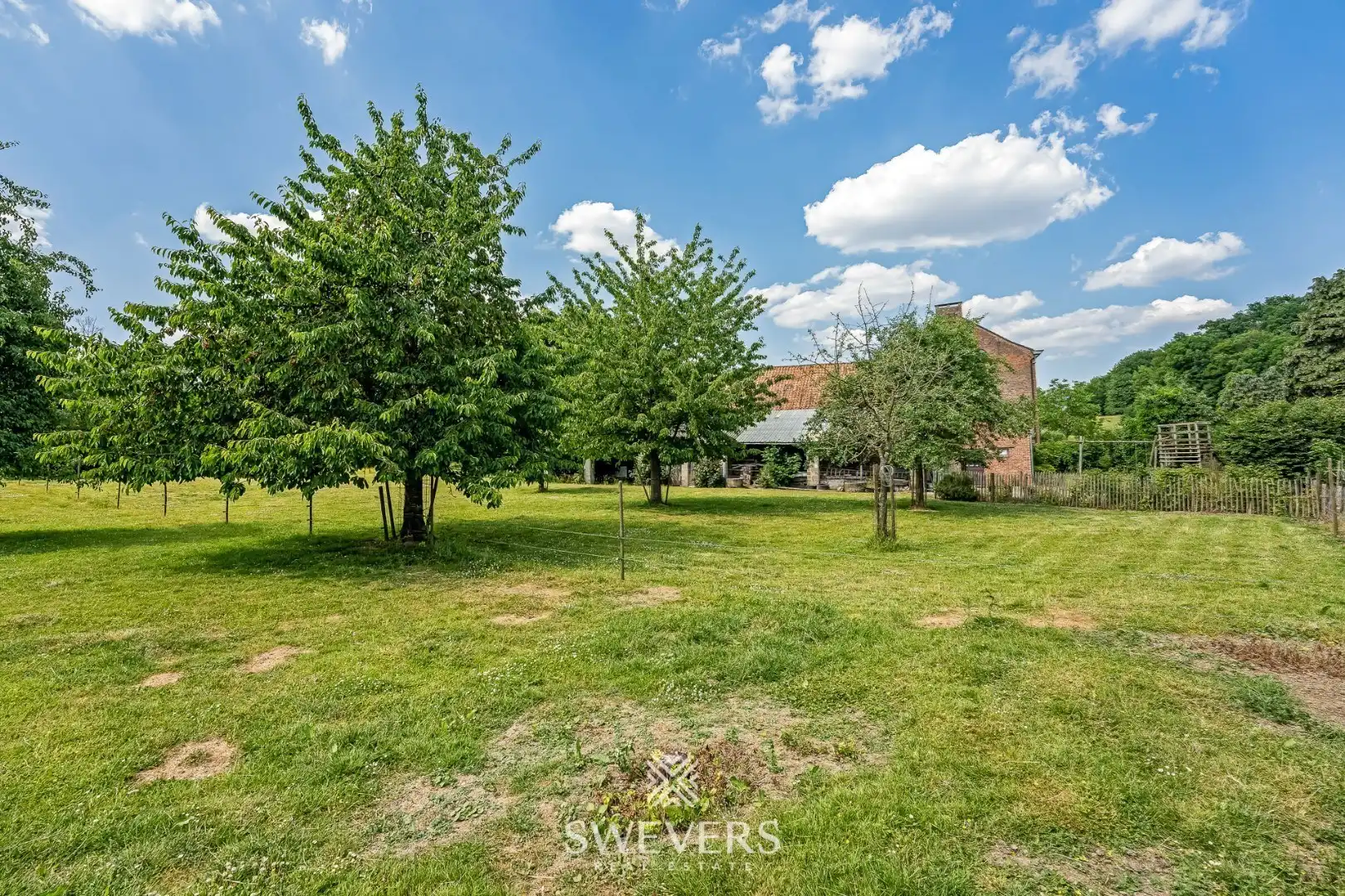 Authentiek herenhuis op 77a met stallingen foto 29