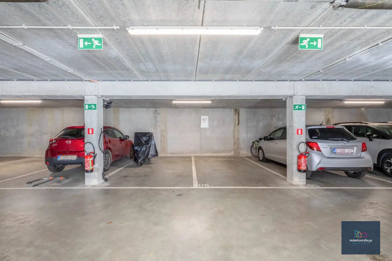 Penthouse met 2 slp. ruim terras, 2 st.plaatsen & kelder foto 16