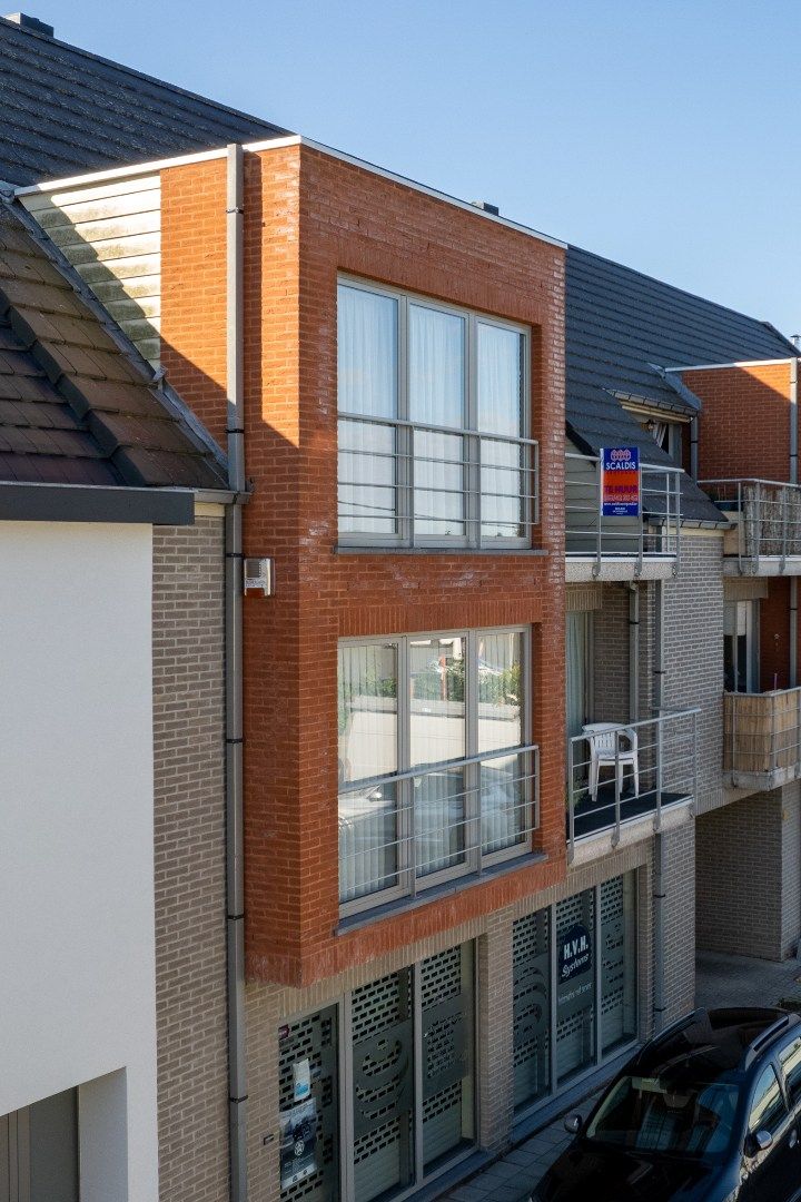 Gezellig, instaplaar app met 2 slk, terras en autostaanplaats foto 9