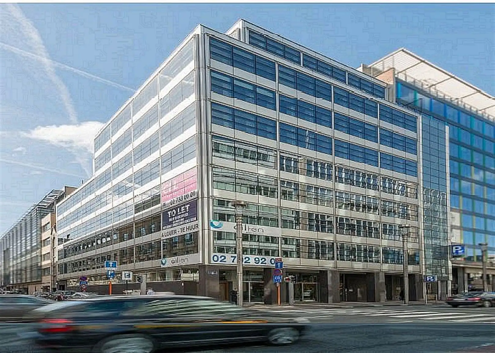 BRABANT BUILDING: 460m² en 607m² foto {{pictureIndex}}