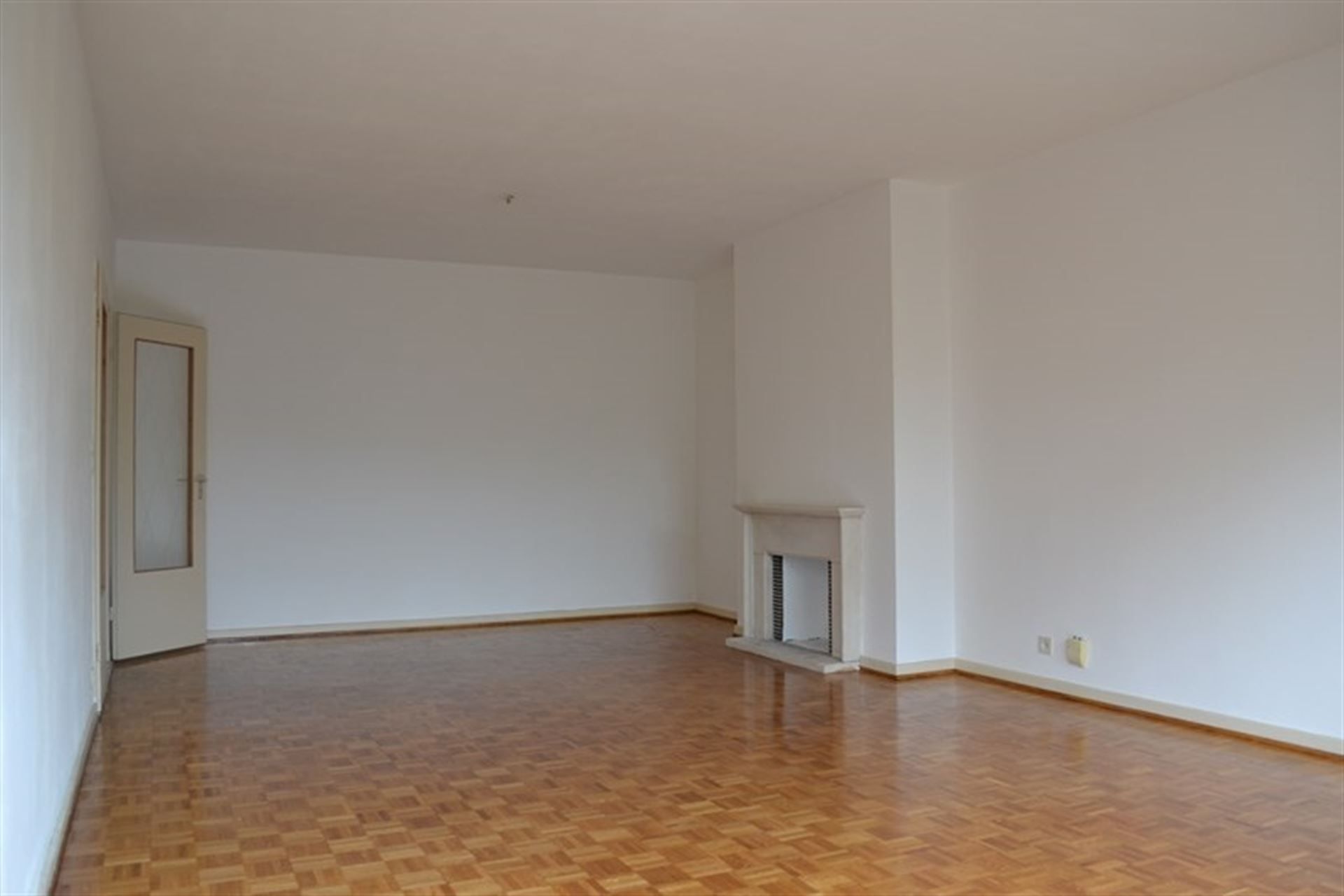 Mooi appartement op de 8de verdieping met een prachtig zicht op de Square foto 2