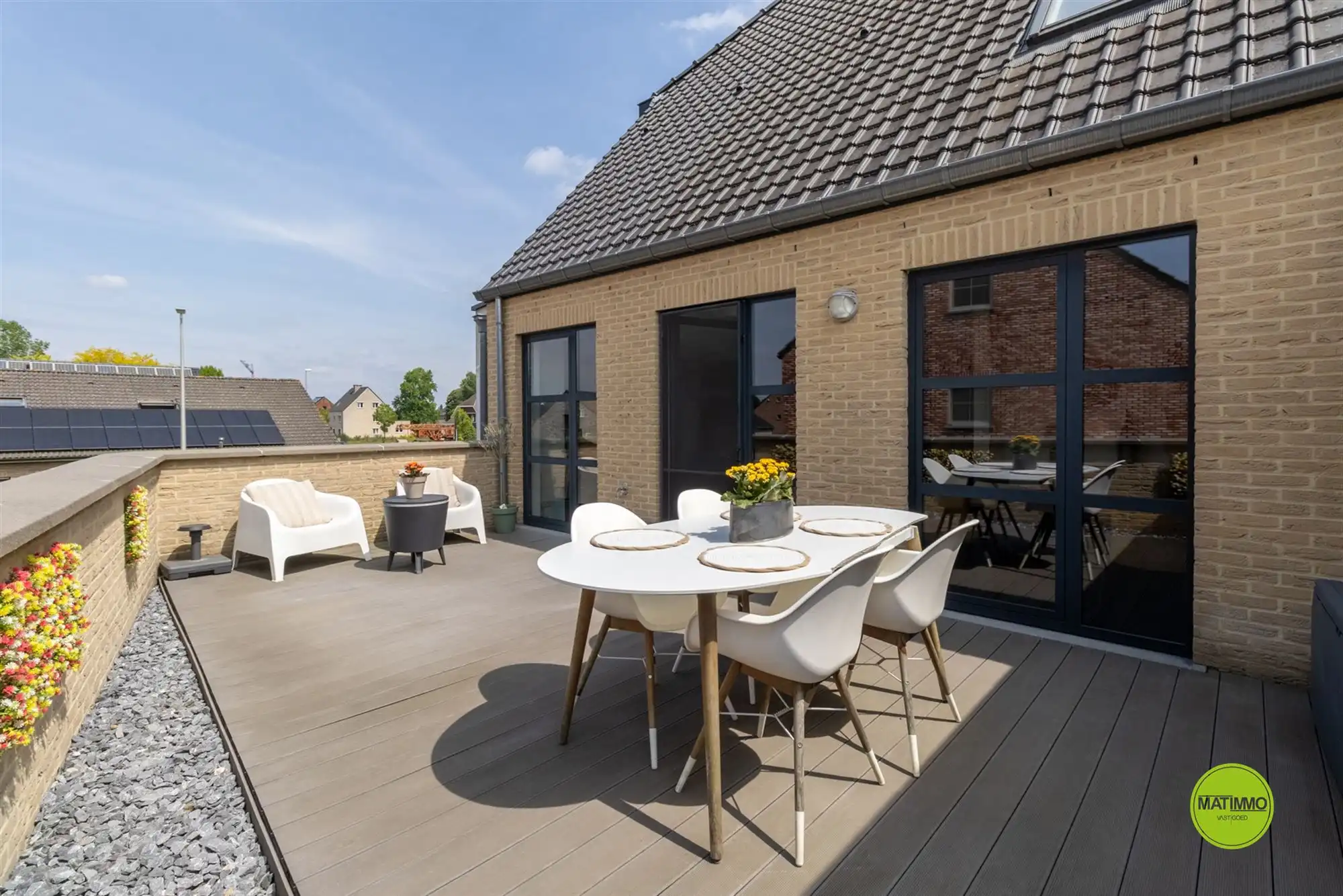 Ruim, energiezuinig duplex appartement in Hechtel-Eksel foto {{pictureIndex}}
