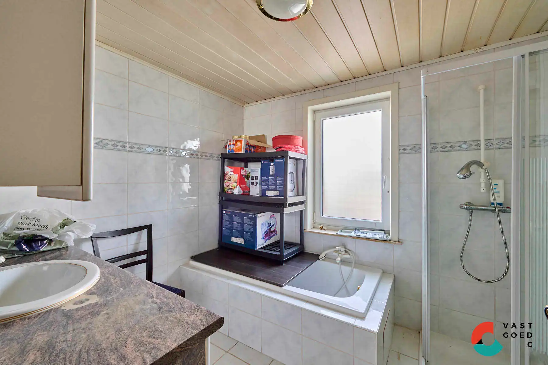 Karaktervolle woning met polyvalente handelsruimte en een authentieke uitstraling. foto 14