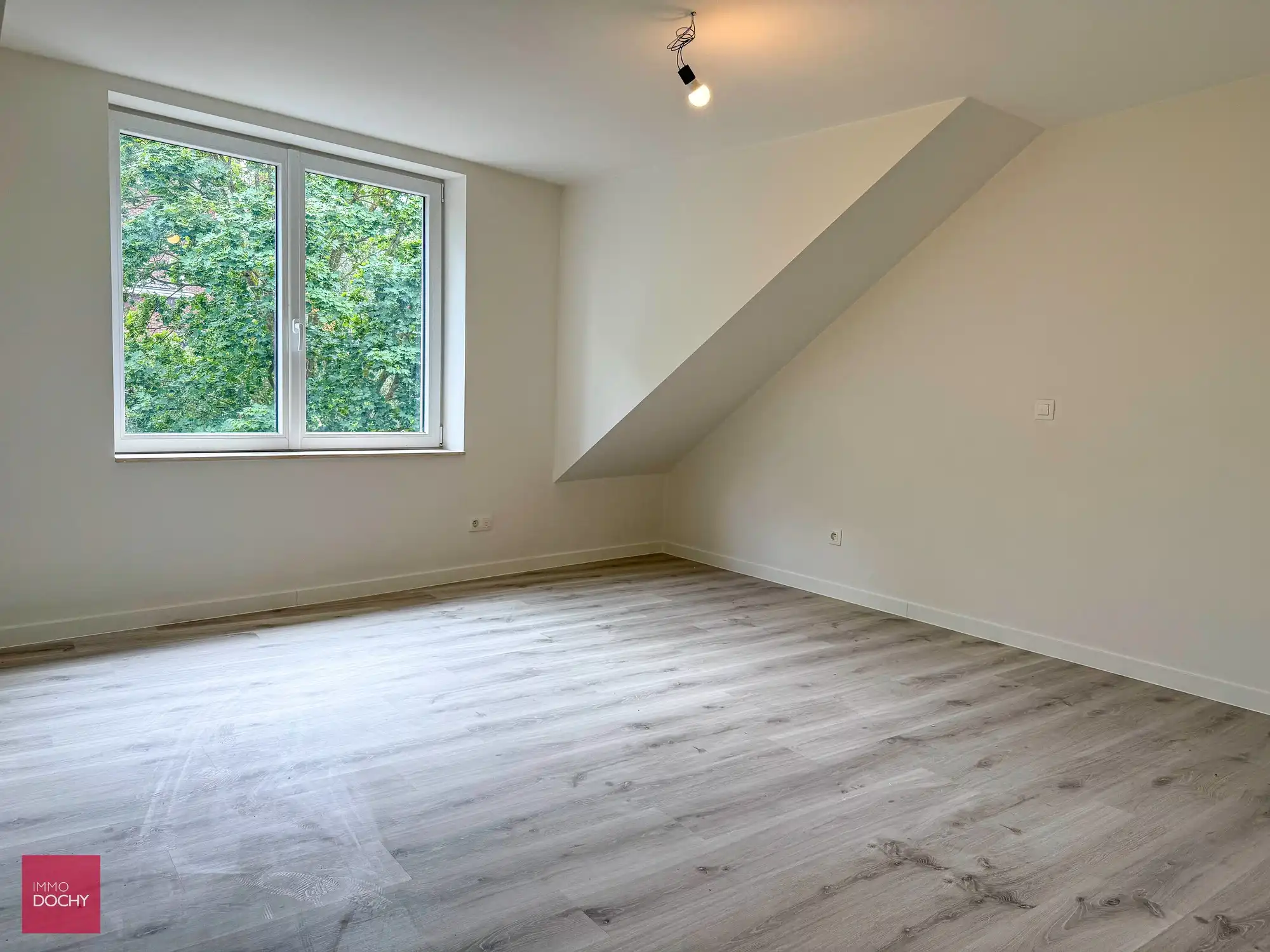 Volledig gerenoveerde woning op fietsafstand van centrum | Marksesteenweg foto 13