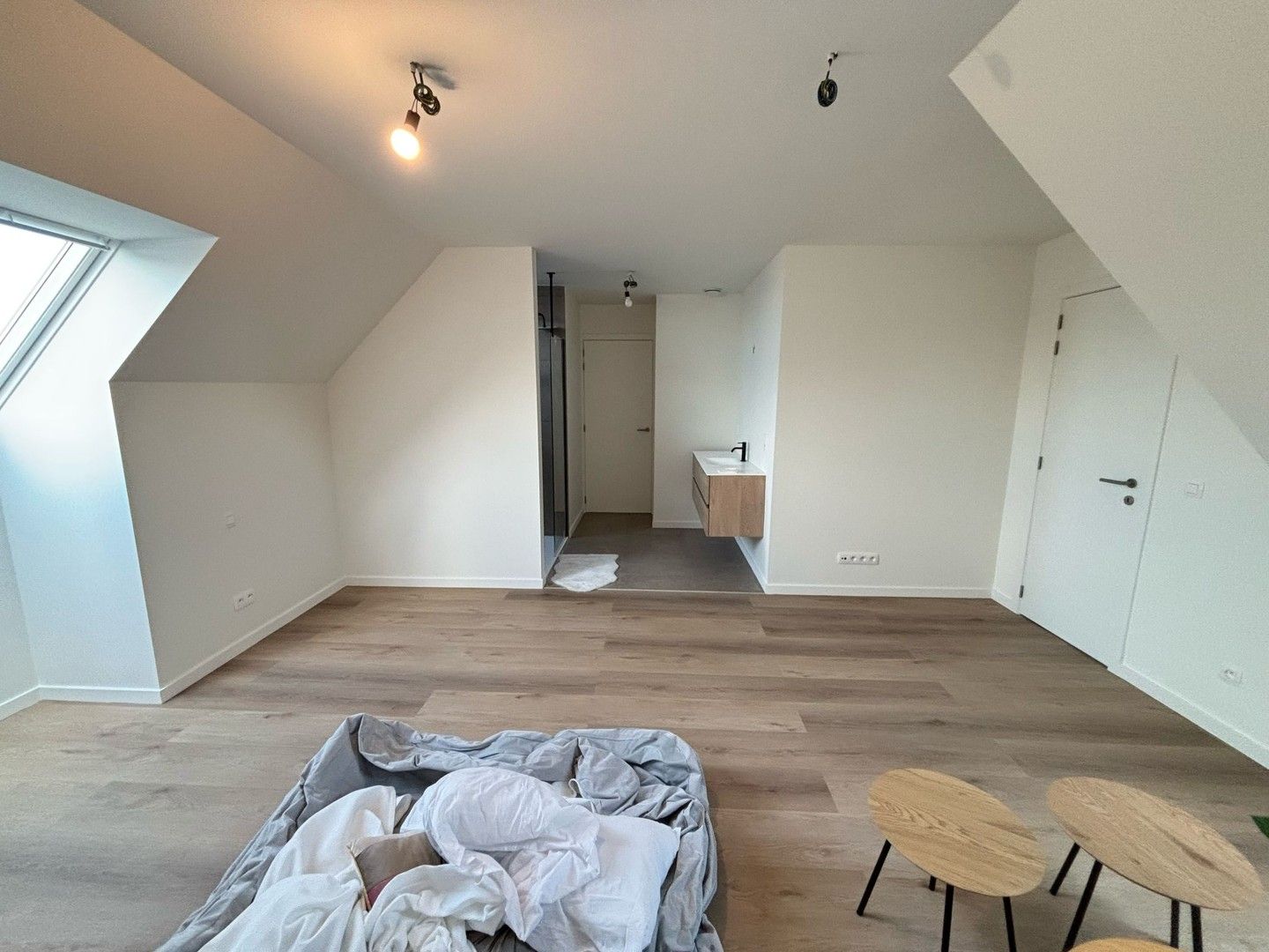 PENTHOUSE MET 2 SLAAPKAMERS EN RUIM TERRAS foto 12