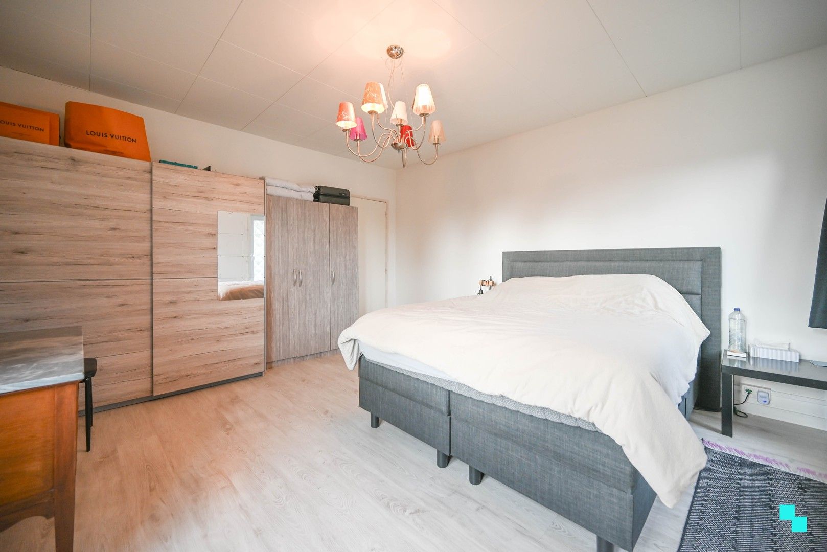 Ruime, gerenoveerde woning nabij centrum Oostrozebeke foto 27