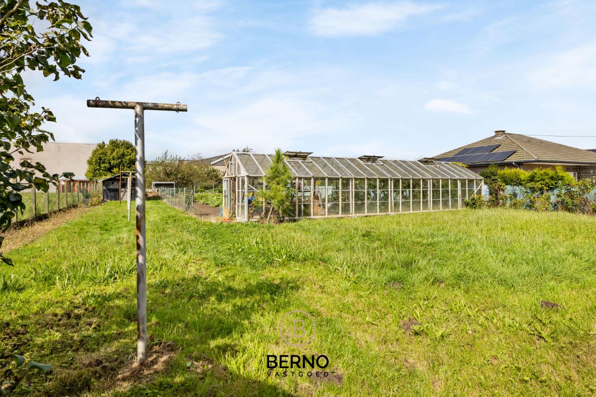 Karaktervolle woning met ruim bijgebouw. foto 18