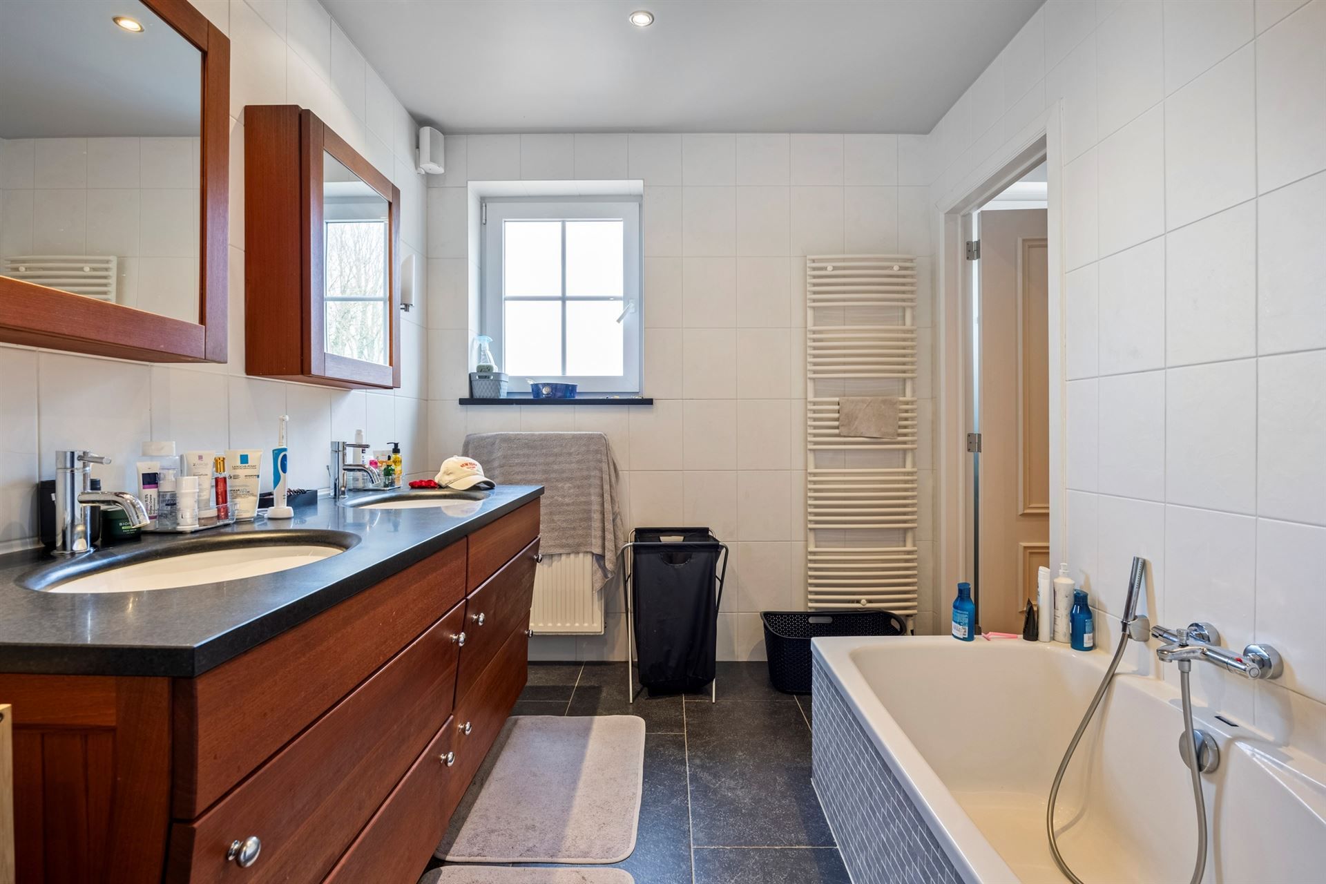 Prachige villa in doodlopende wijk foto 21