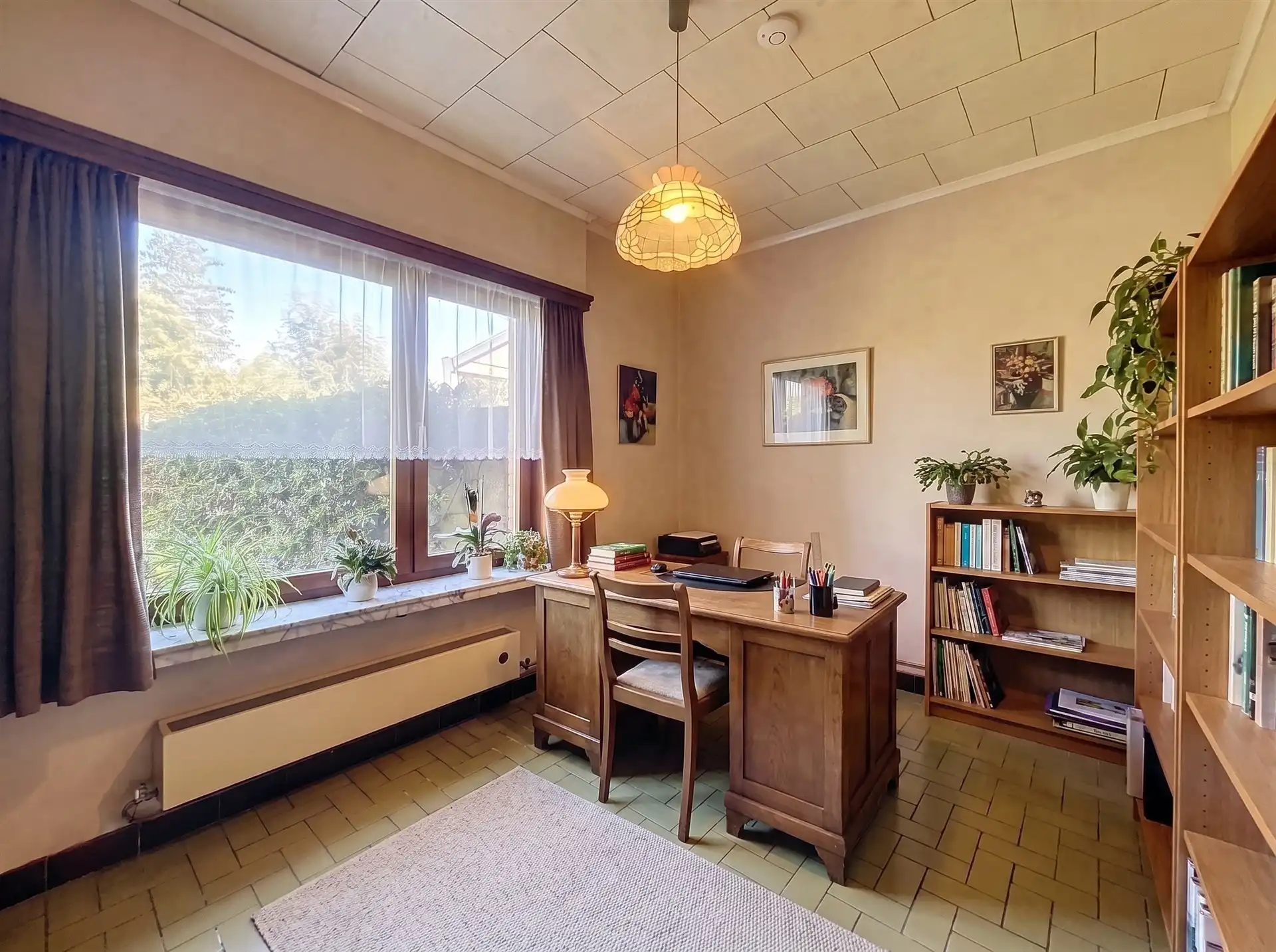 Ruime halfopen bebouwing op perceel van 602m² foto 6
