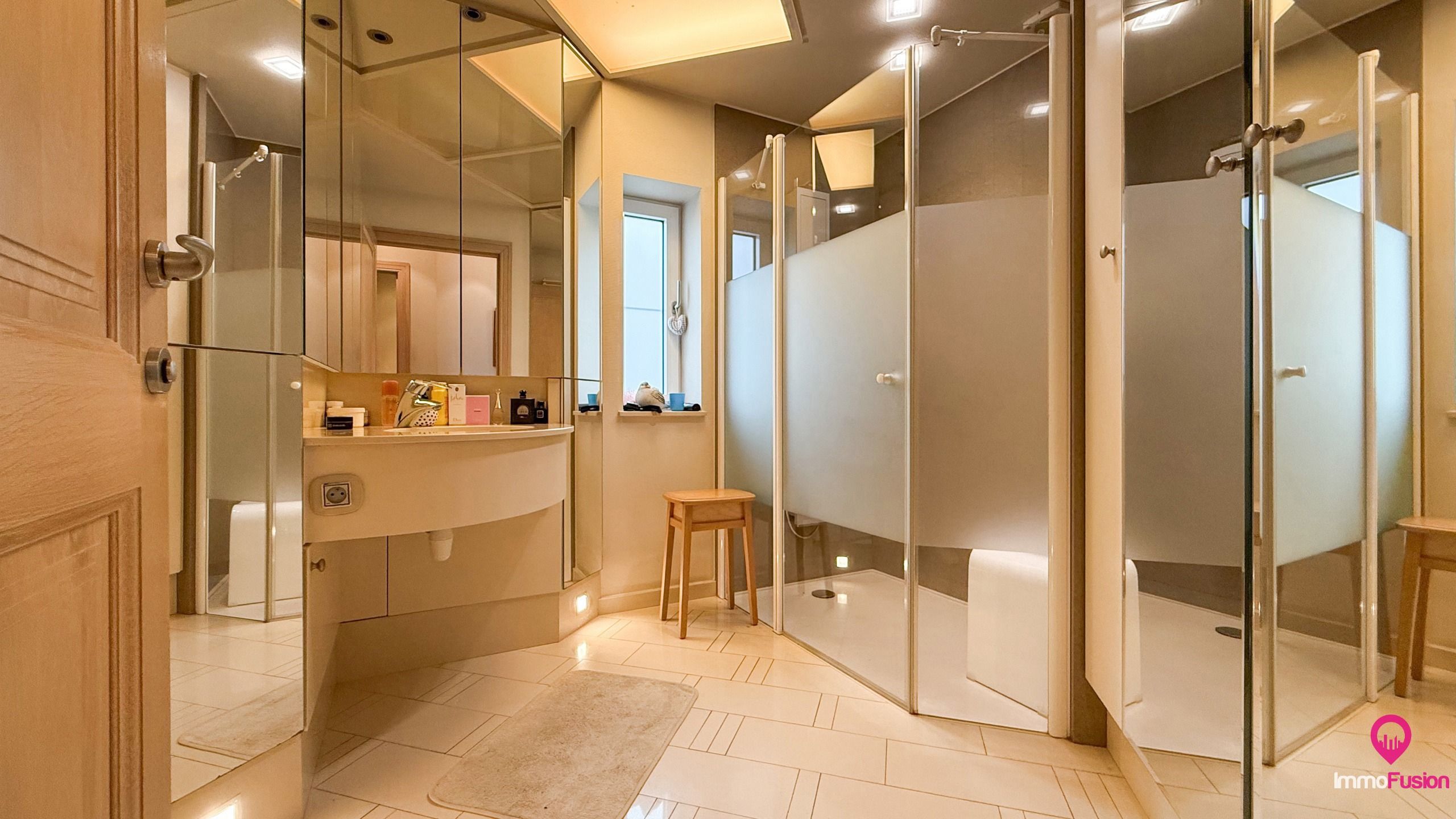 Prachtige villa met 4 slaapkamers te koop in Houthalen! foto 22