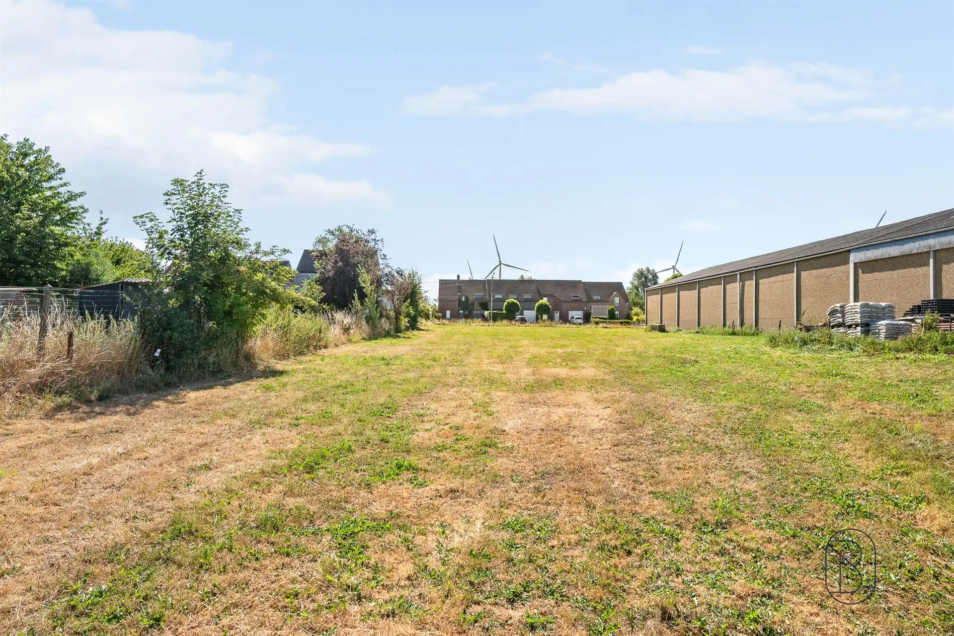 Mooie bouwgrond op een uitstekende locatie foto 3