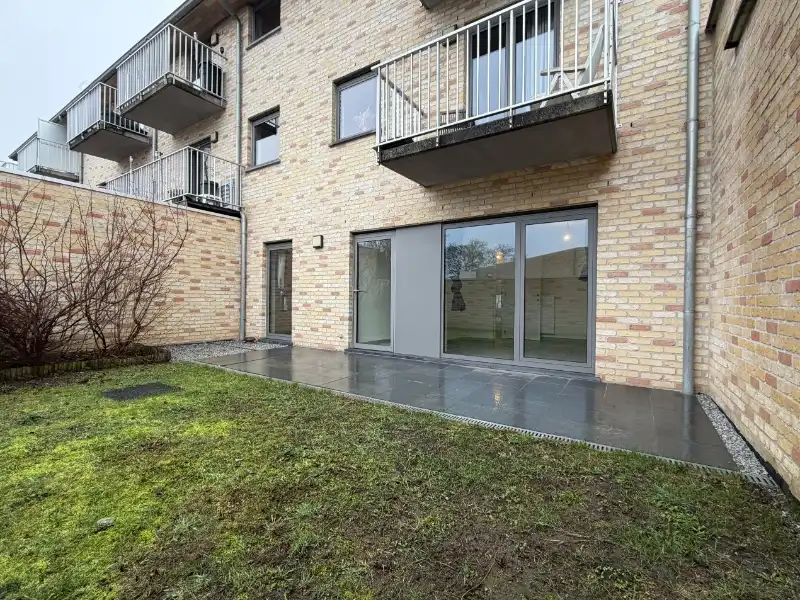 Gelijkvloers appartement met terras en tuintje op een uitstekende locatie in het centrum van het charmante Veurne! foto 11