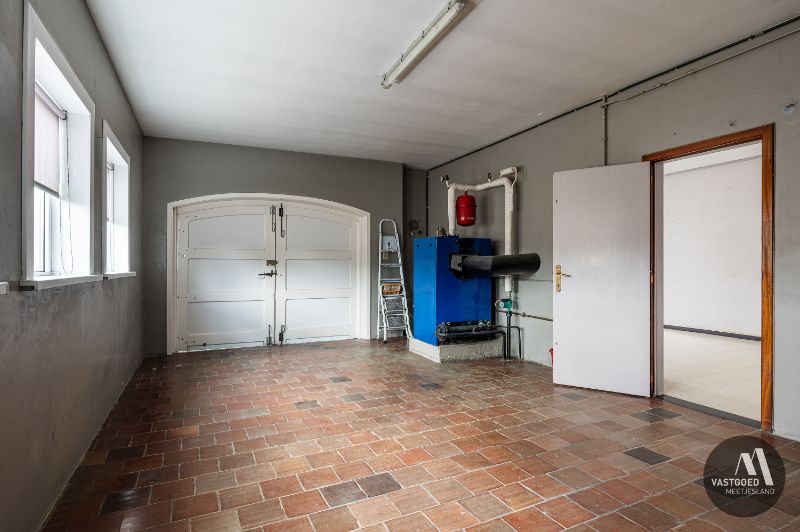 Authentiek renovatieproject boordevol potentieel op 2250m² foto 19