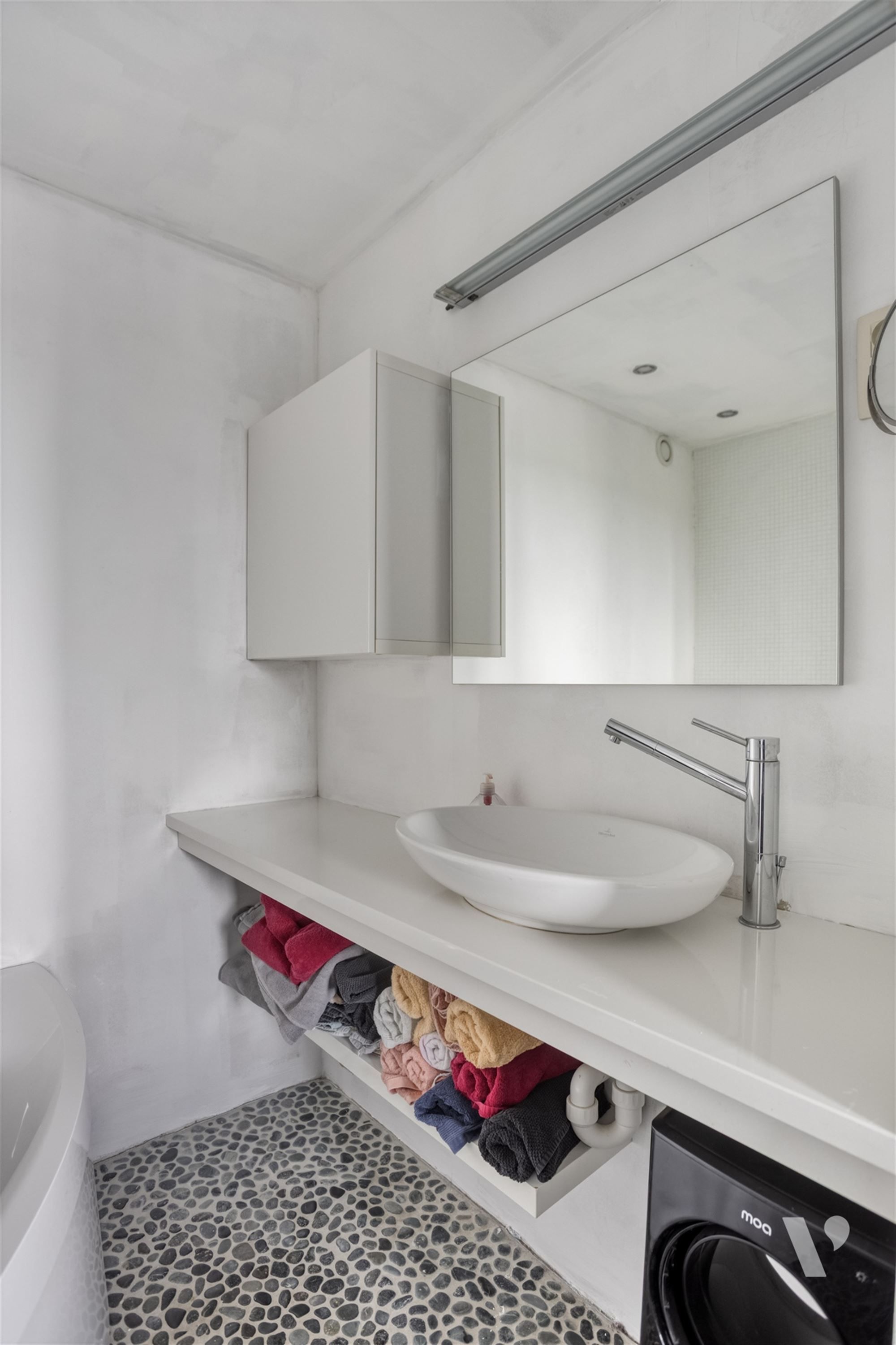 Energiezuinige woning met welness en uitzicht op boomgaard foto 18