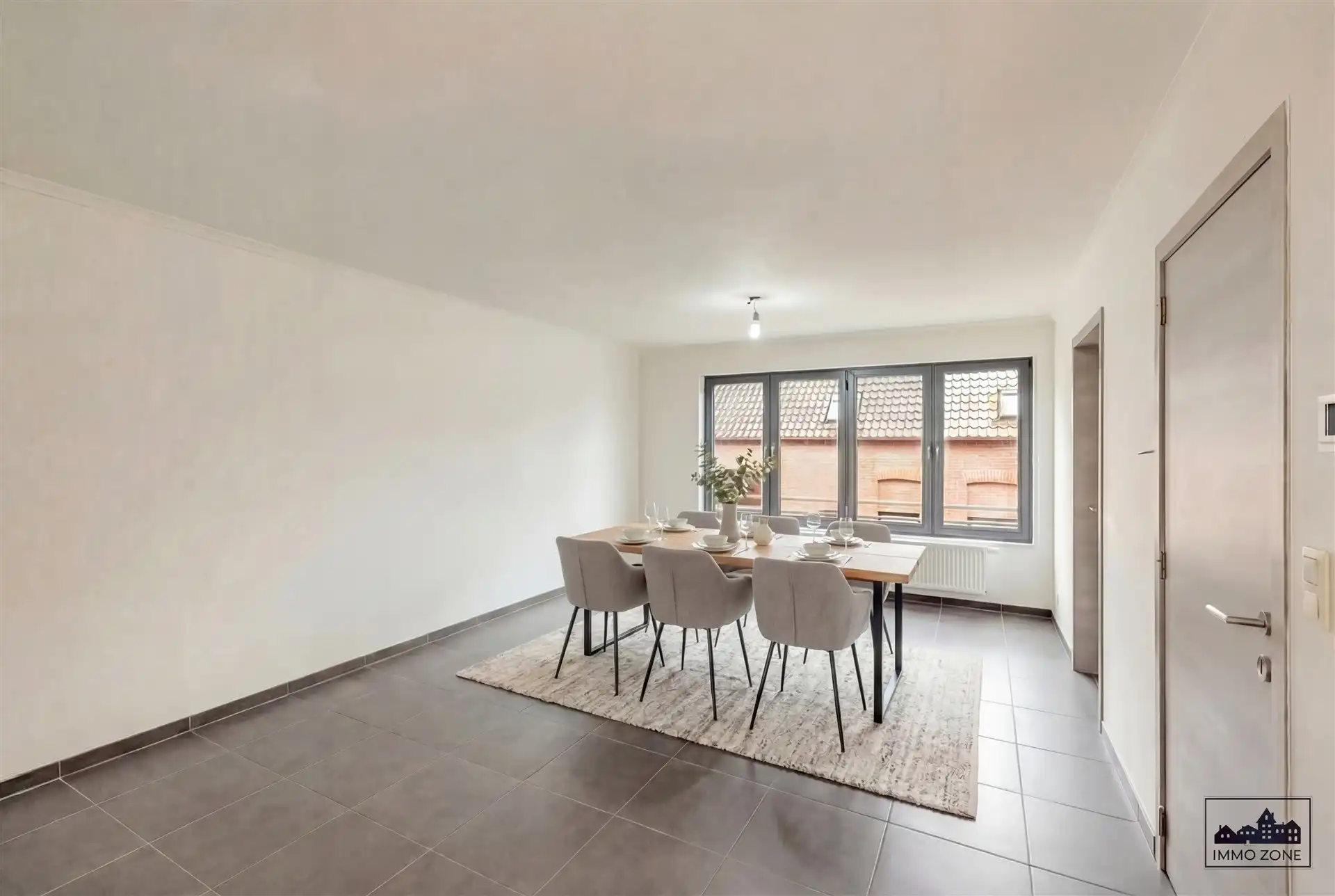 Licht op te frissen appartement met EPC B foto 4