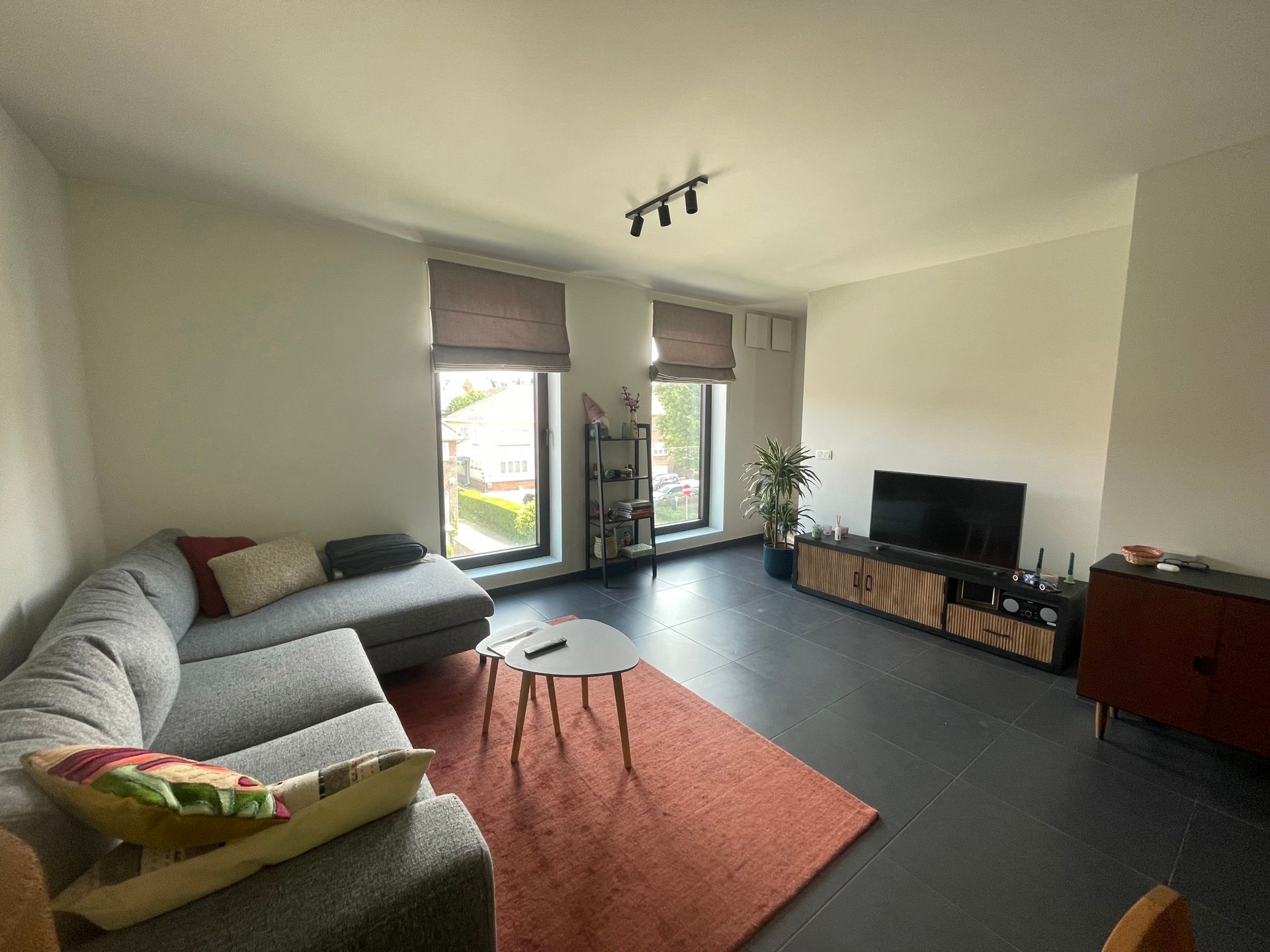 Recent duplexappartement te huur in centrum van Strombeek foto 3