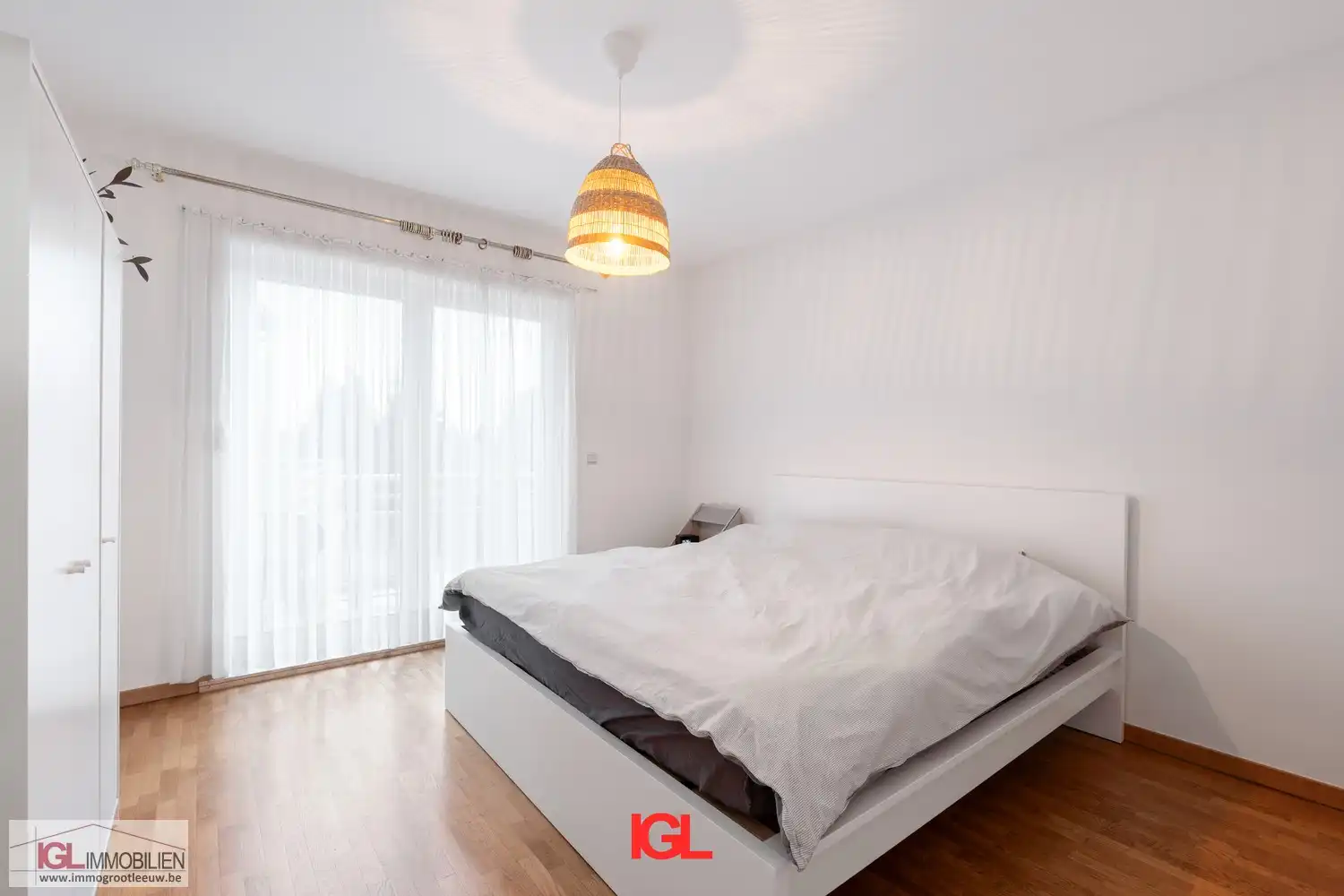 Ruim duplexappartement met 4 slaapkamers, 2 badkamers en terras te koop op de Rink – centrum Sint-Pieters-Leeuw foto 11