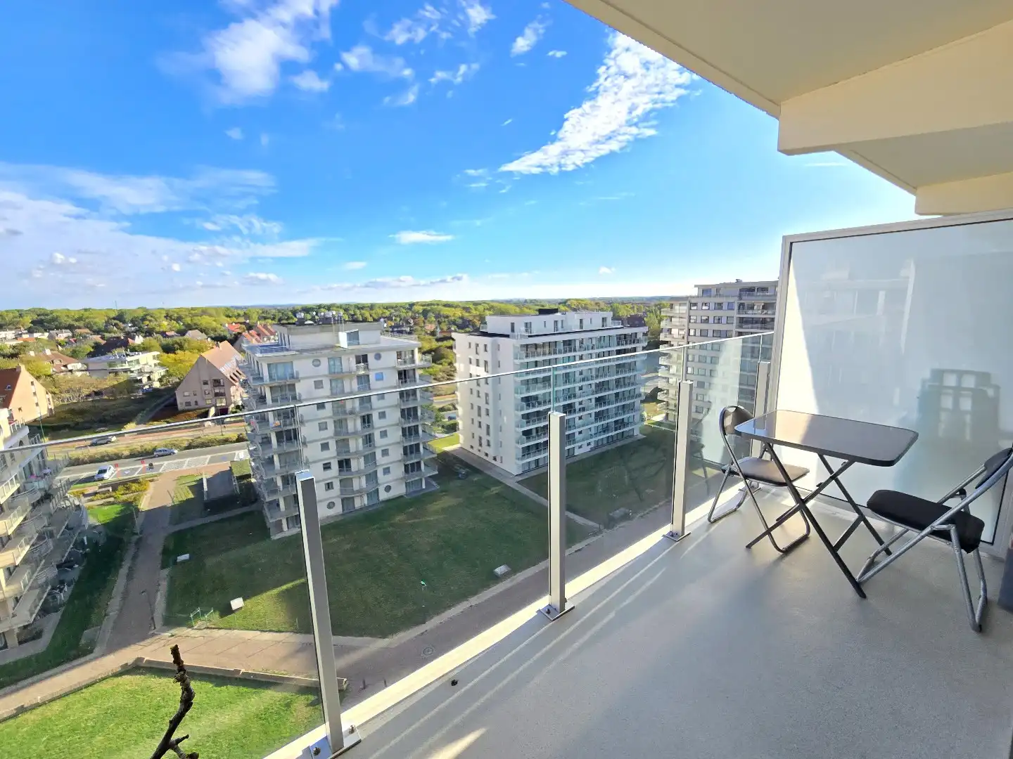 Zuidgerichte studio met slaaphoek foto 7