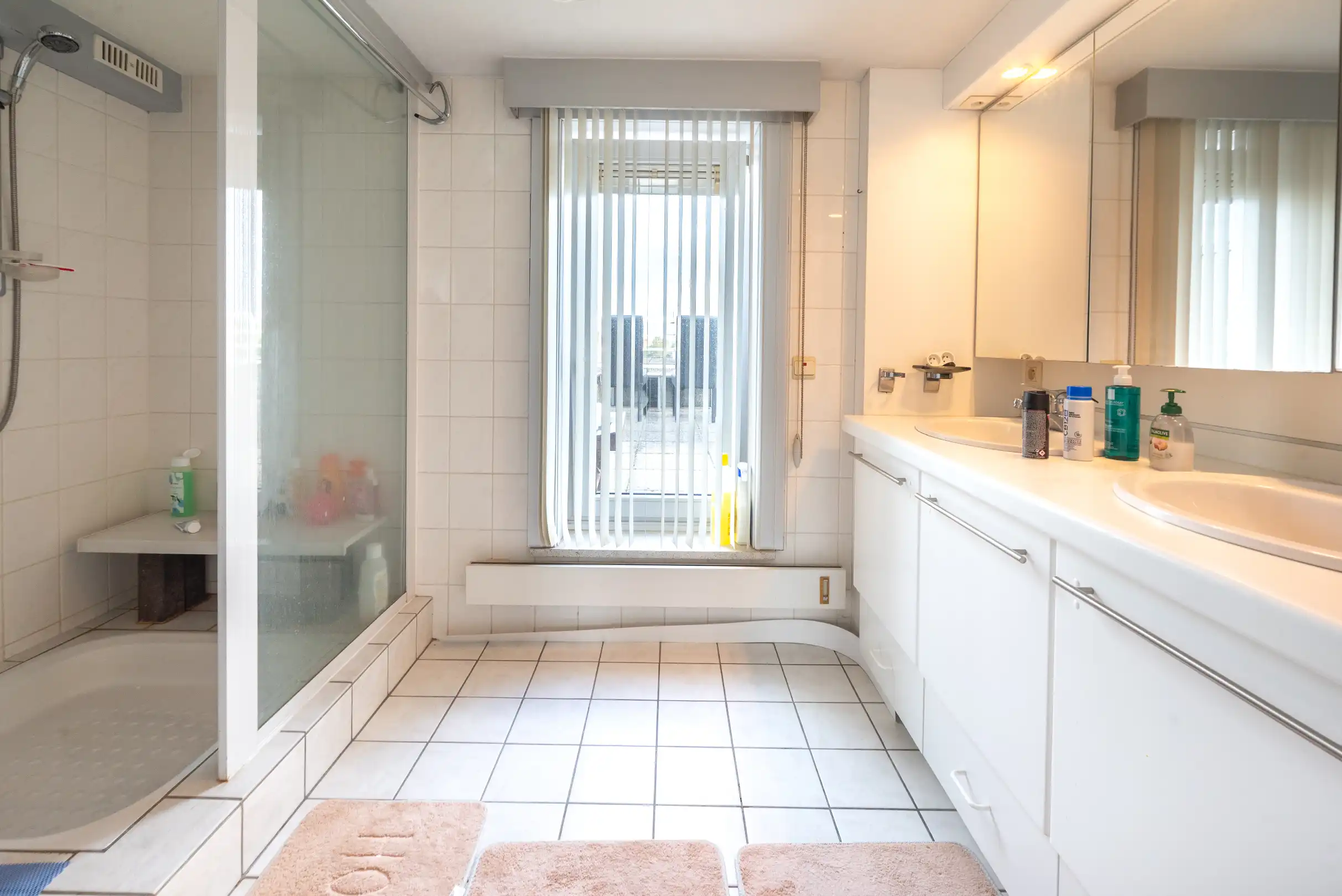 Appartement met uitzonderlijk verzicht en ruim terras in hartje centrum. foto 8