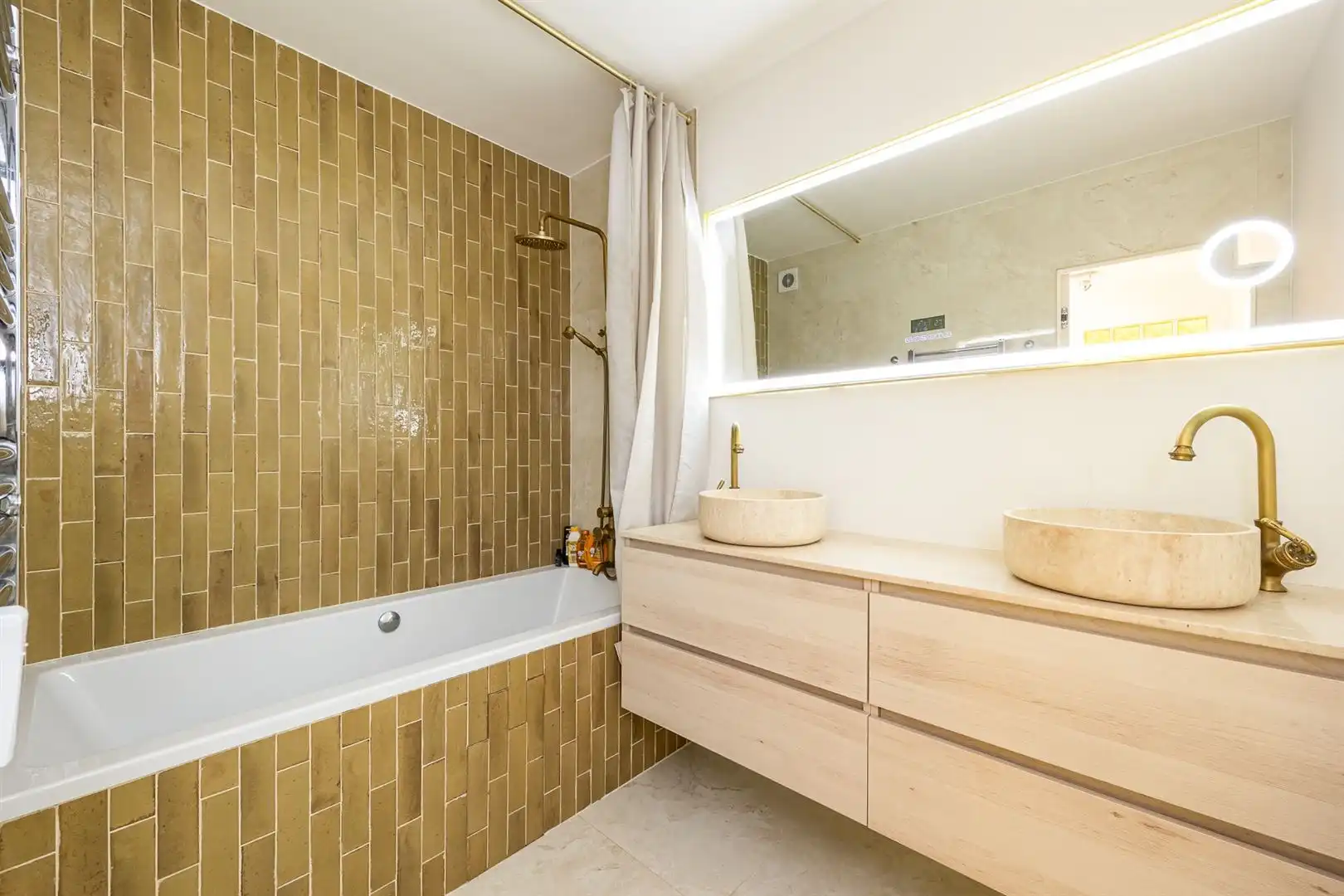 Sky-high wonen in stijl foto 17