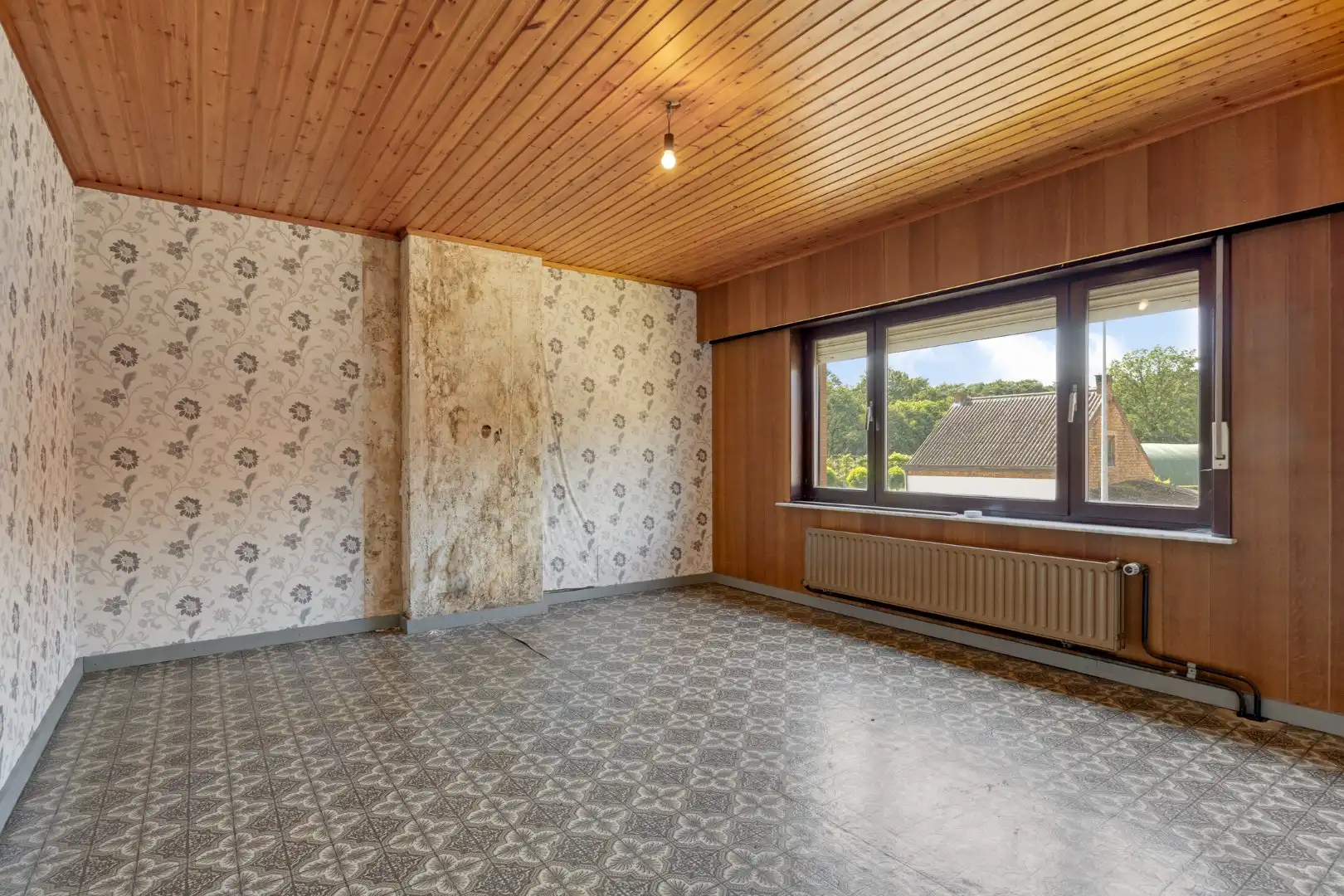 Ruime te renoveren woning met uitbreidingspotentieel en zonnig perceel van 1.738 m² !  foto 15