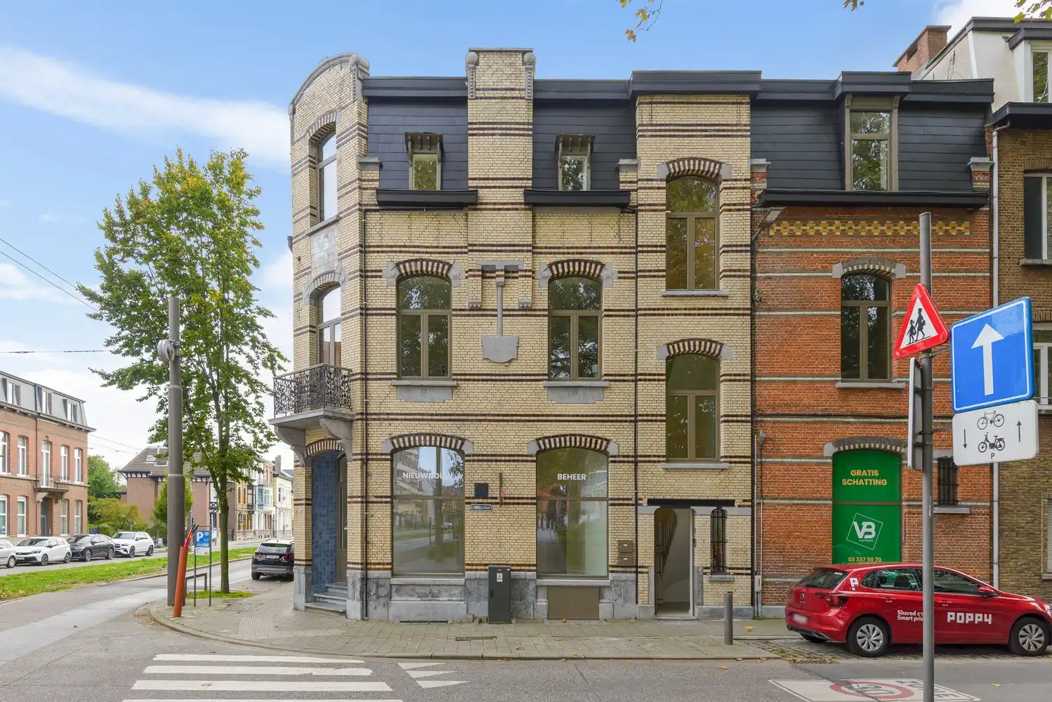 Gerenoveerd appartement met 2 ruime slaapkamers in historisch gebouw foto 14