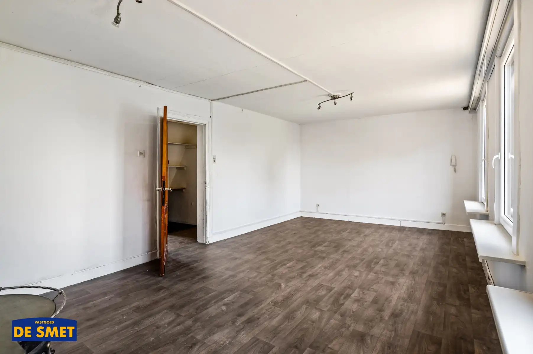 Ruim te renoveren duplex appartement met terras in centrum foto 4