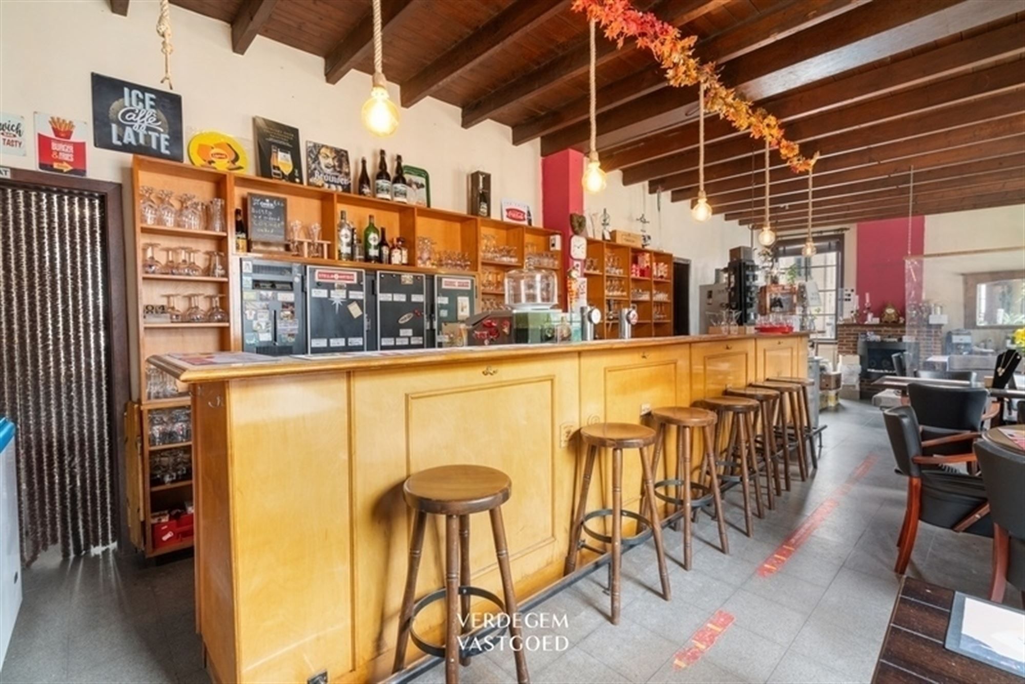 Een hemels oord, café De Linde aan de prachtige Stoepekapel foto 11