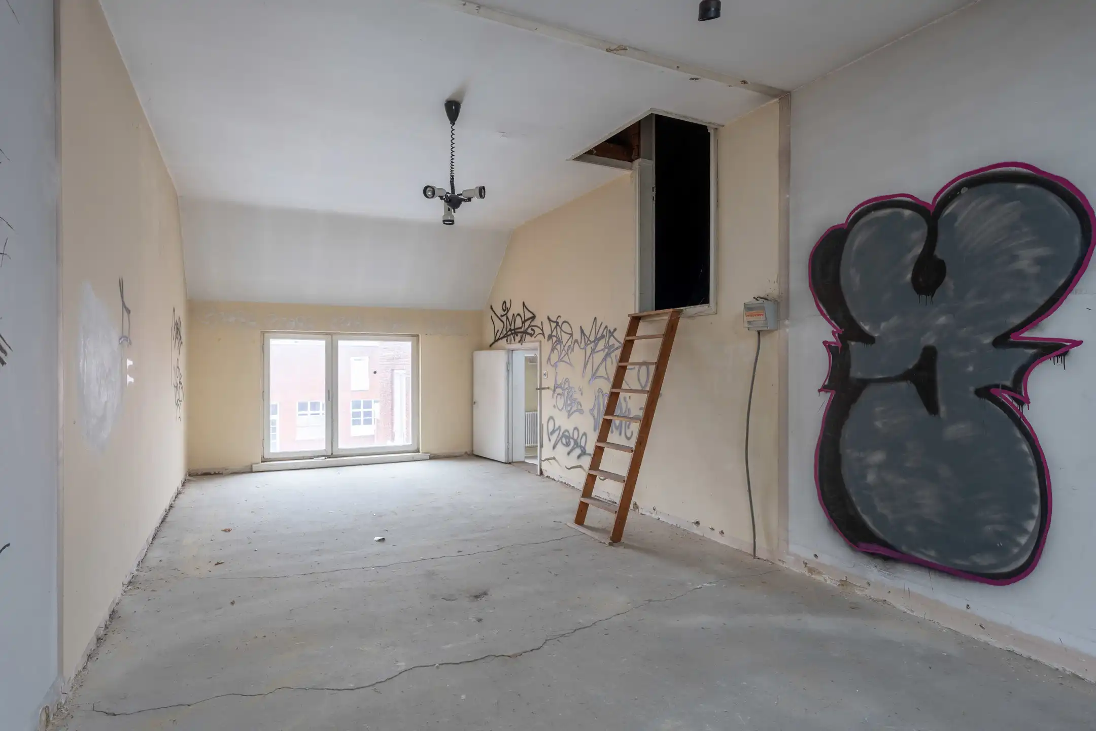 Ontwikkelingsmogelijkheid! Renovatieproject voor 5 appartementen. foto 11