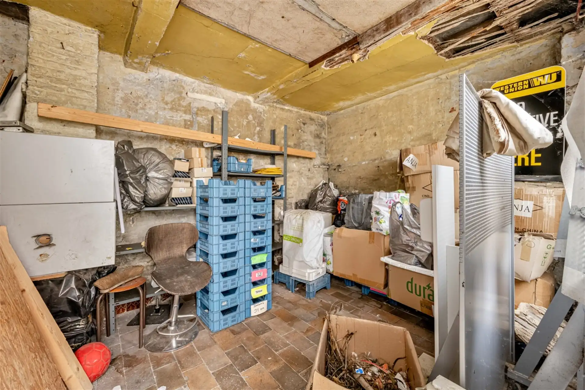 Commercieel gebouw in winkelstraat te Aalst foto 6