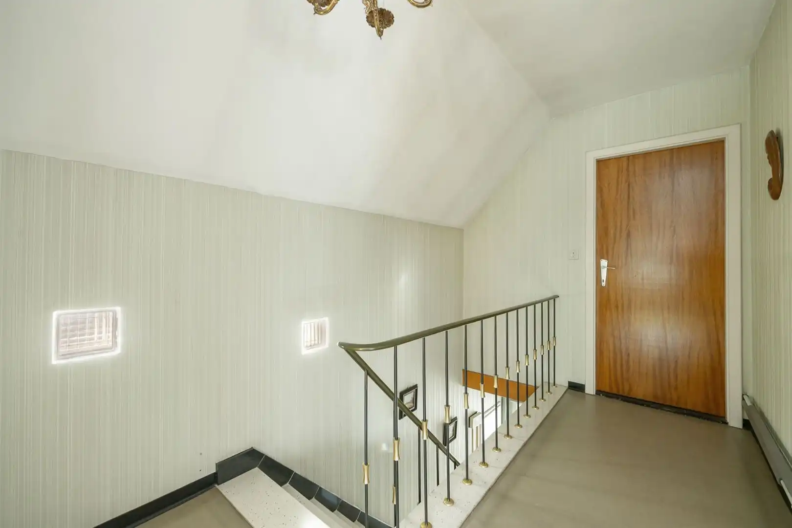 Toffe woning op ruim perceel! foto 11