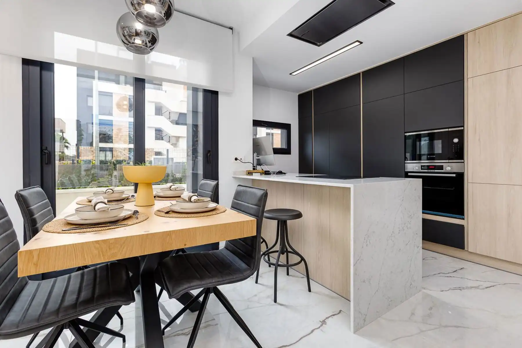 Volledig gemeubeld nieuwbouw appartement  foto 14