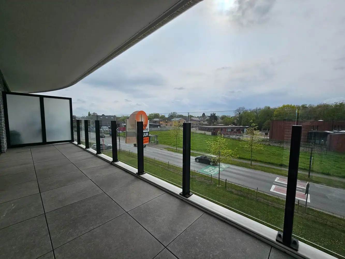 Stijlvol nieuwbouwappartement op toplocatie met 2 slaapkamers. foto 7