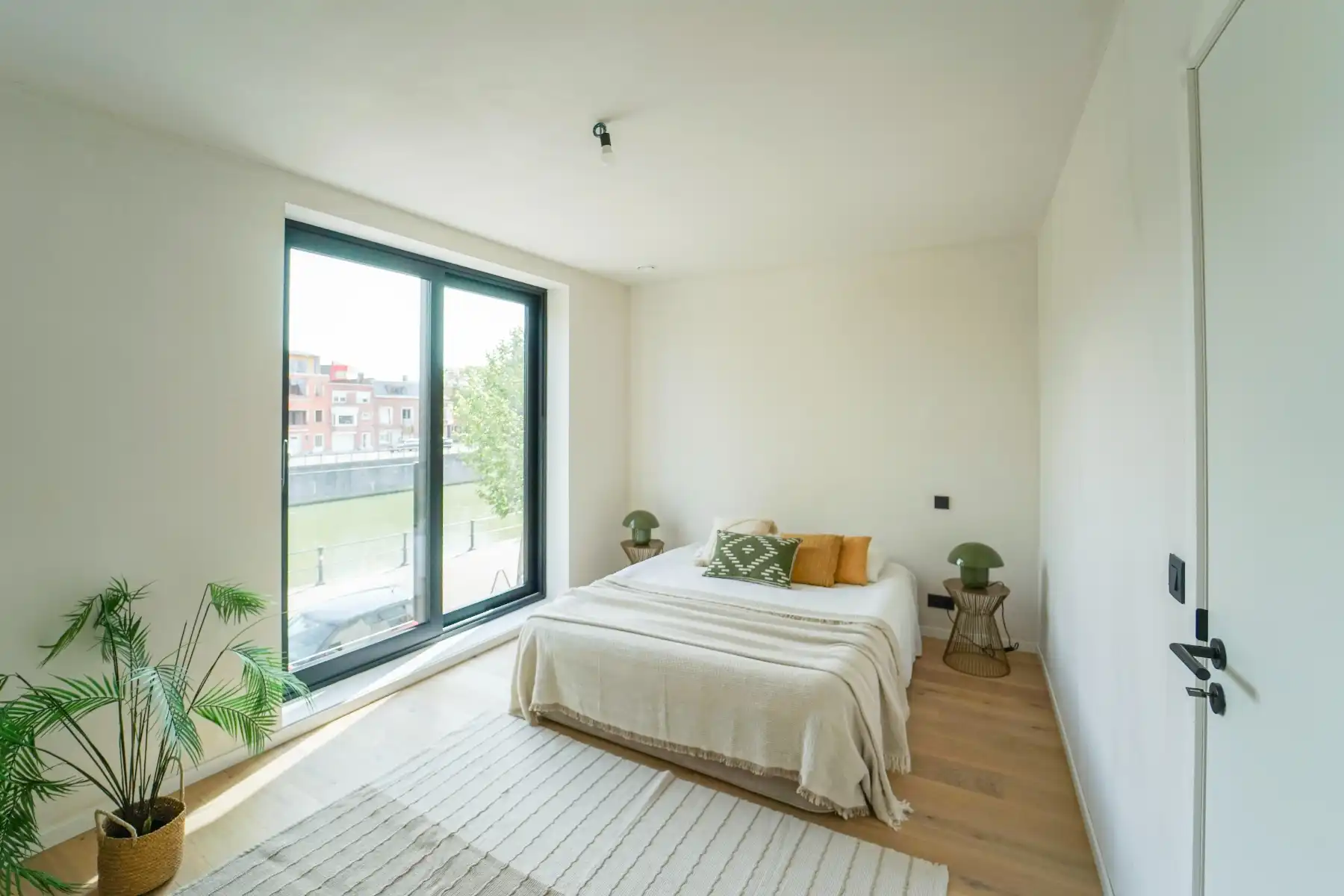 Nieuwbouwwoning met 4 slaapkamers, tuin en terrassen aan de Zuidkaai in Gent Nieuwbouw kopen aan 6% btw? foto 9