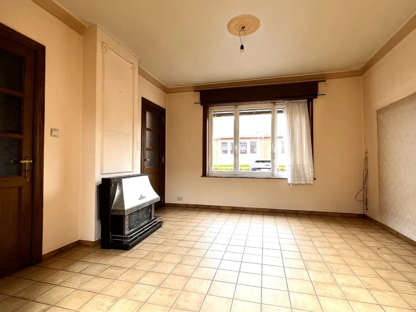 Ruime hoekwoning met handelsruimte en tal van mogelijkheden! foto 10