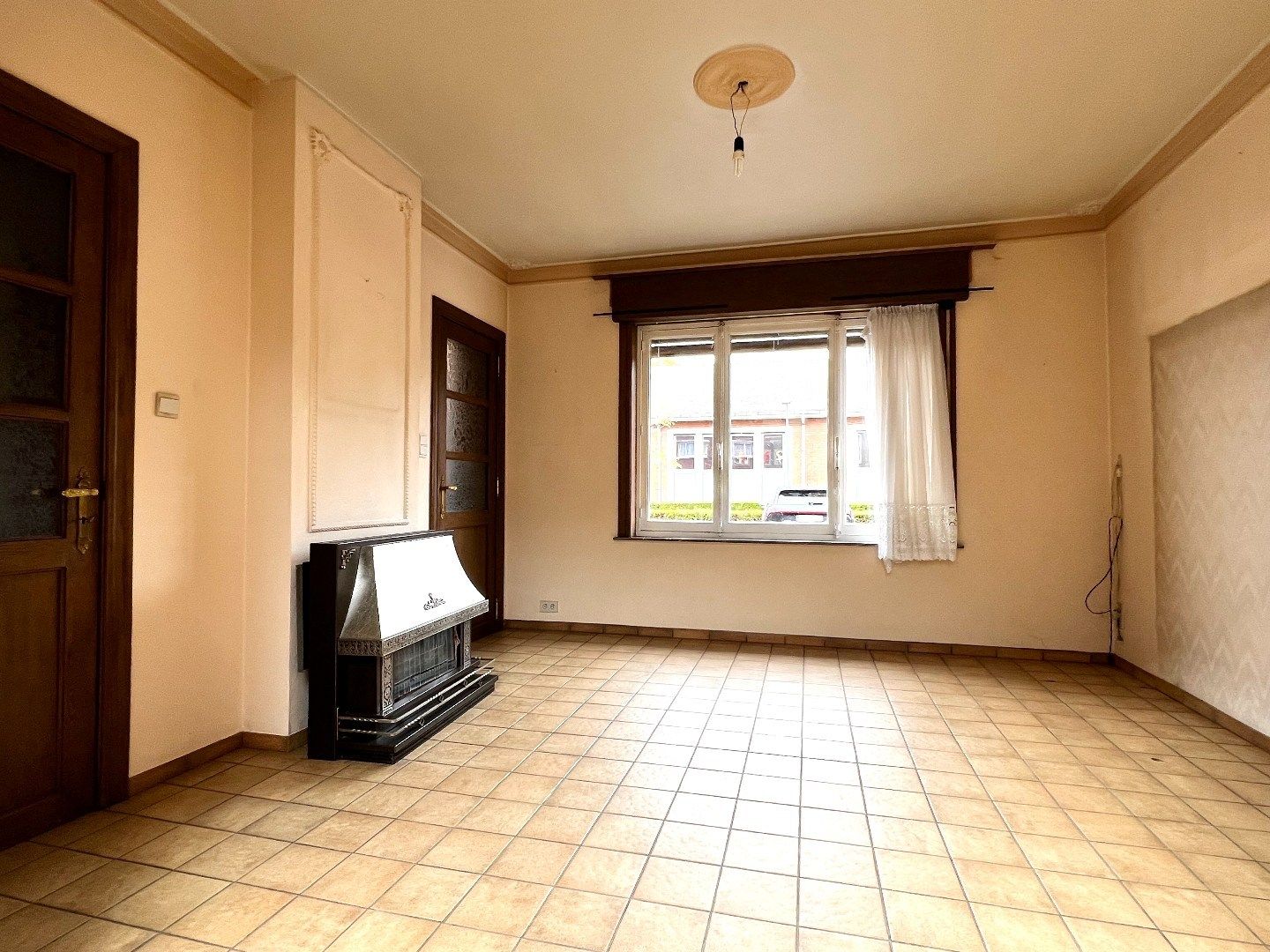 Ruime hoekwoning met handelsruimte en tal van mogelijkheden! foto 15