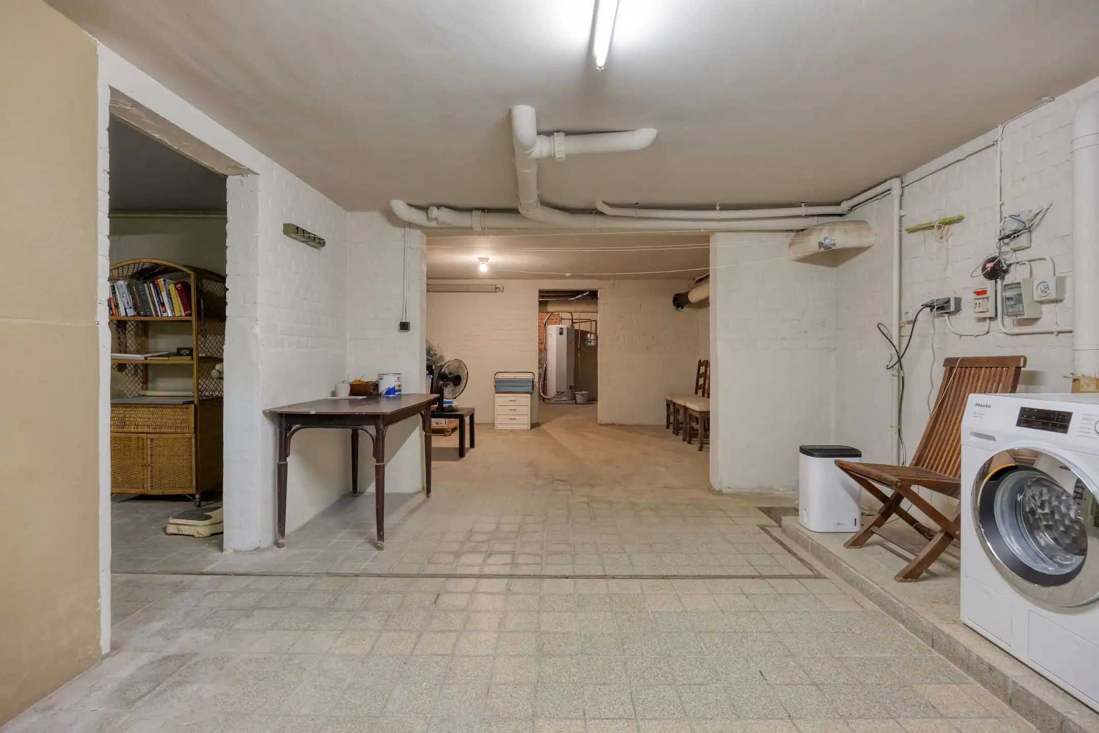 Karaktervolle villa: verwarmd zwembad & praktijkruimte foto 22