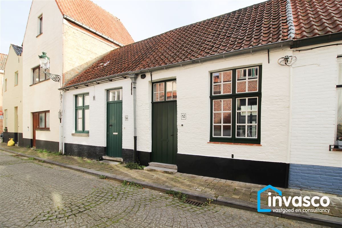 Rijwoning foto {{pictureIndex}}