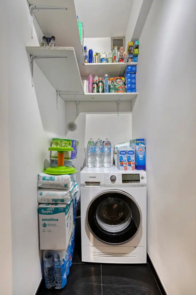 Perfect instapklaar 2-slaapkamerappartement met garage  foto 19