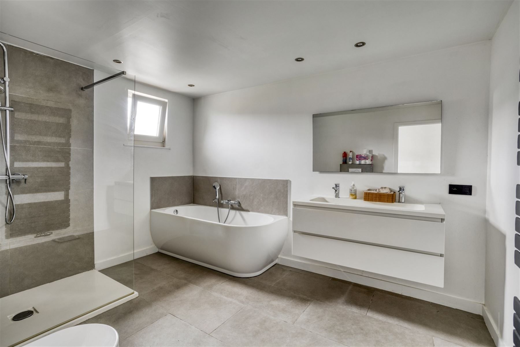 Instapklare woning met 3 slaapkamers foto 13