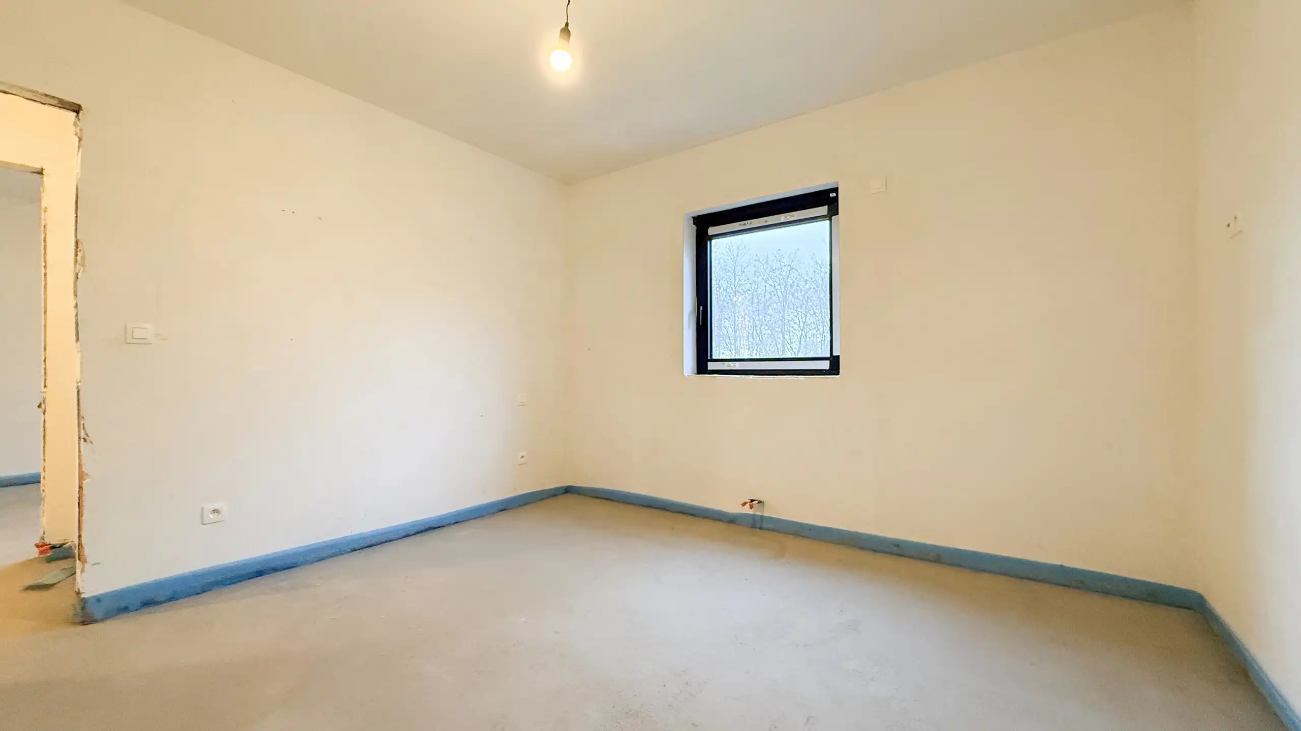 Volledig afgewerkte landelijke woning aan 2% Registratie! foto 13