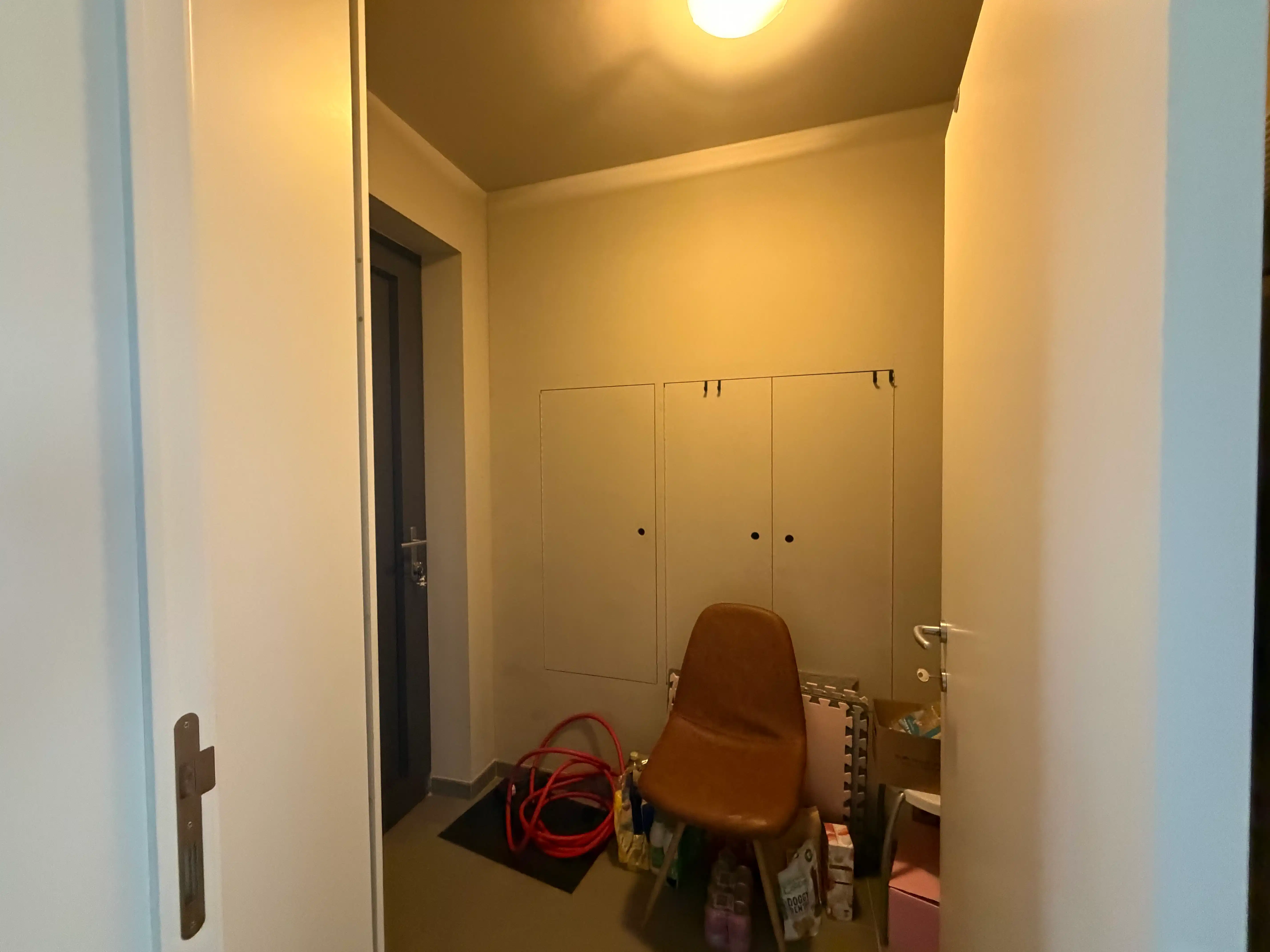 Nieuwbouwwoning (HOB) met drie slaapkamers - terras en tuin foto 6