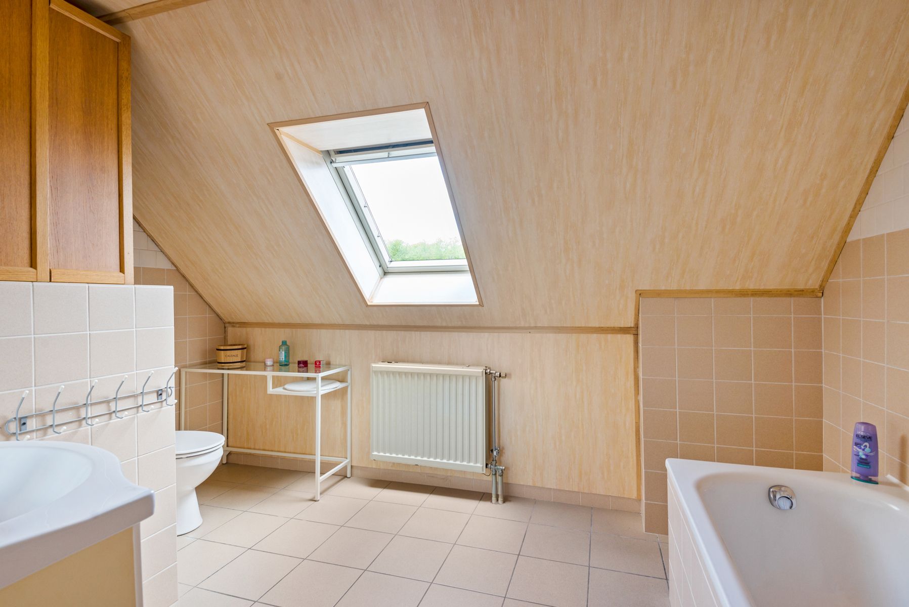 Gezellige eengezinswoning met 4 slaapkamers, tuin & garage! foto 11