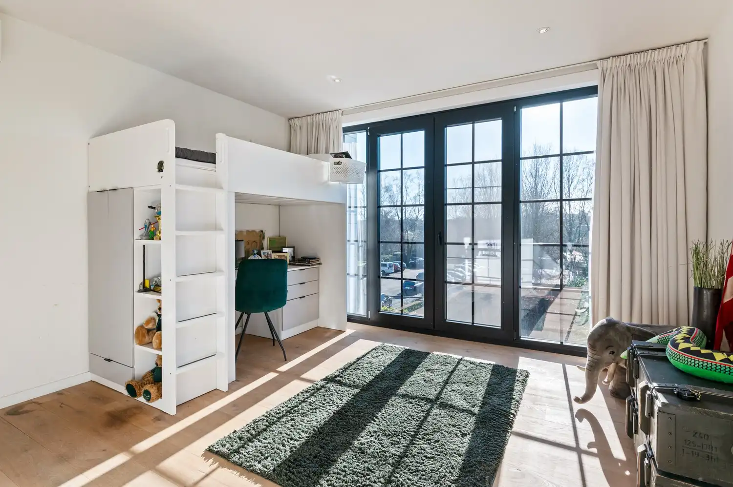 Prachtige duplex (240m²) met eigen inkom, 4 slaapkamers & terras foto 19
