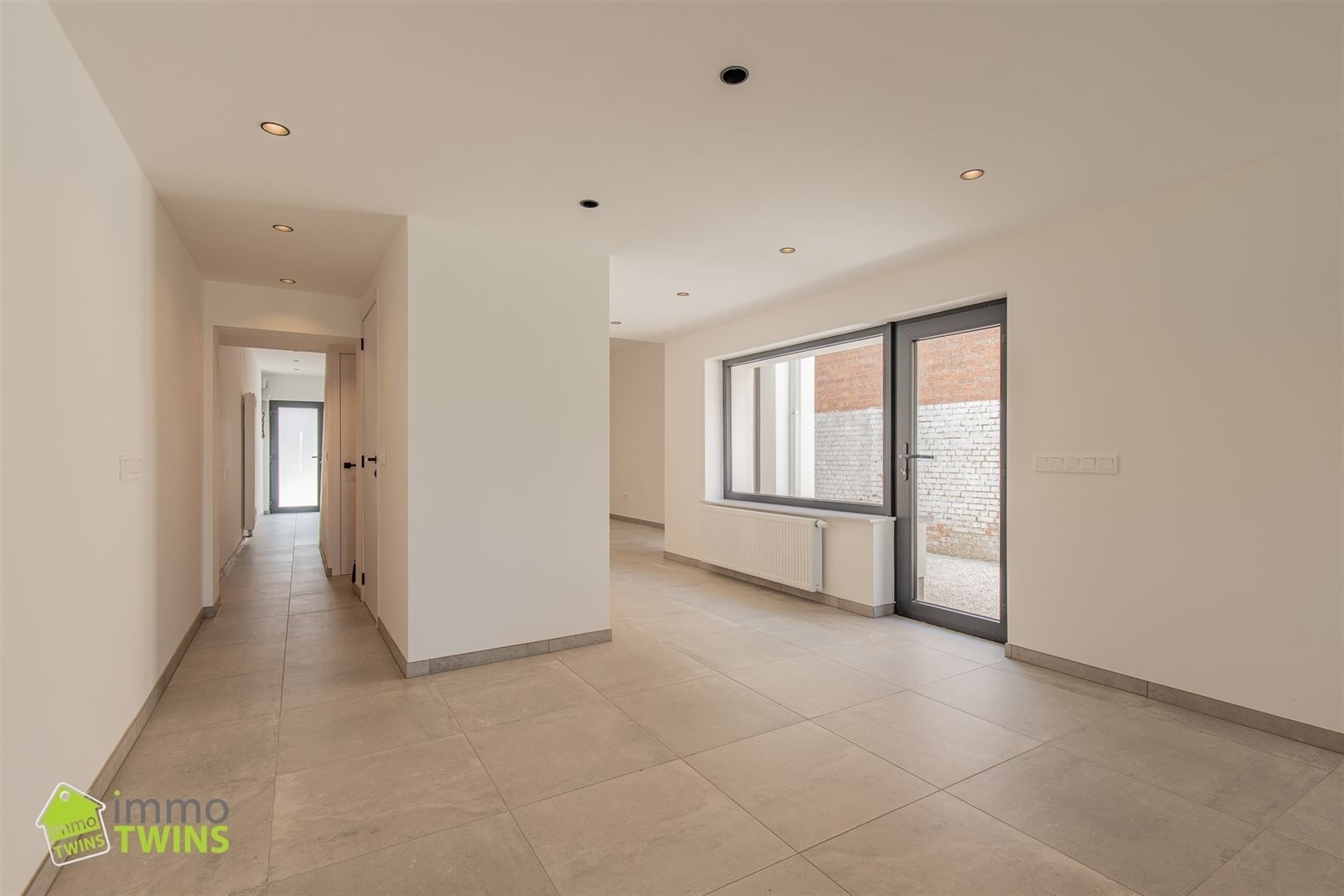 Volledig gerenoveerde gezinswoning met ruime tuin te Lebbeke foto 10